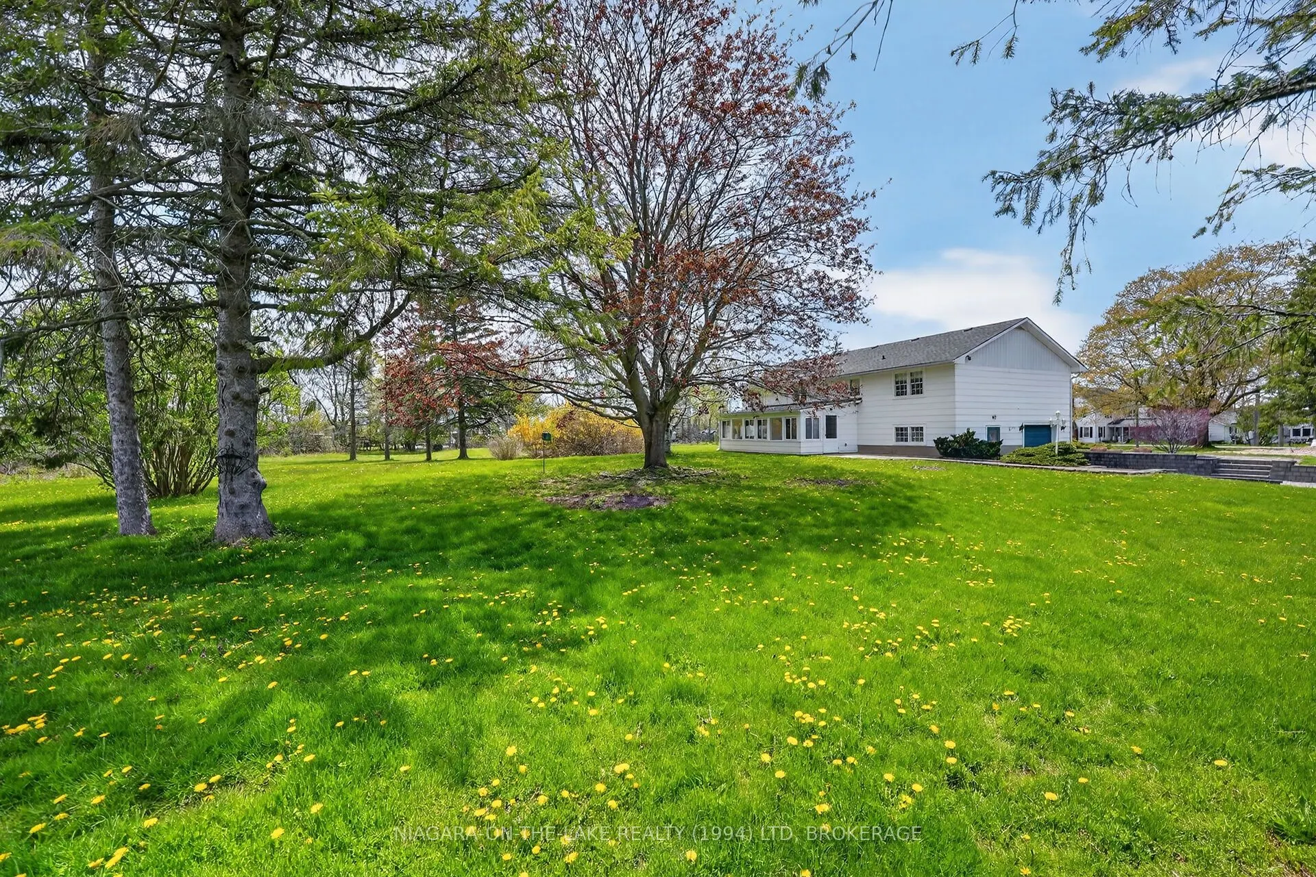 541 Empire Road