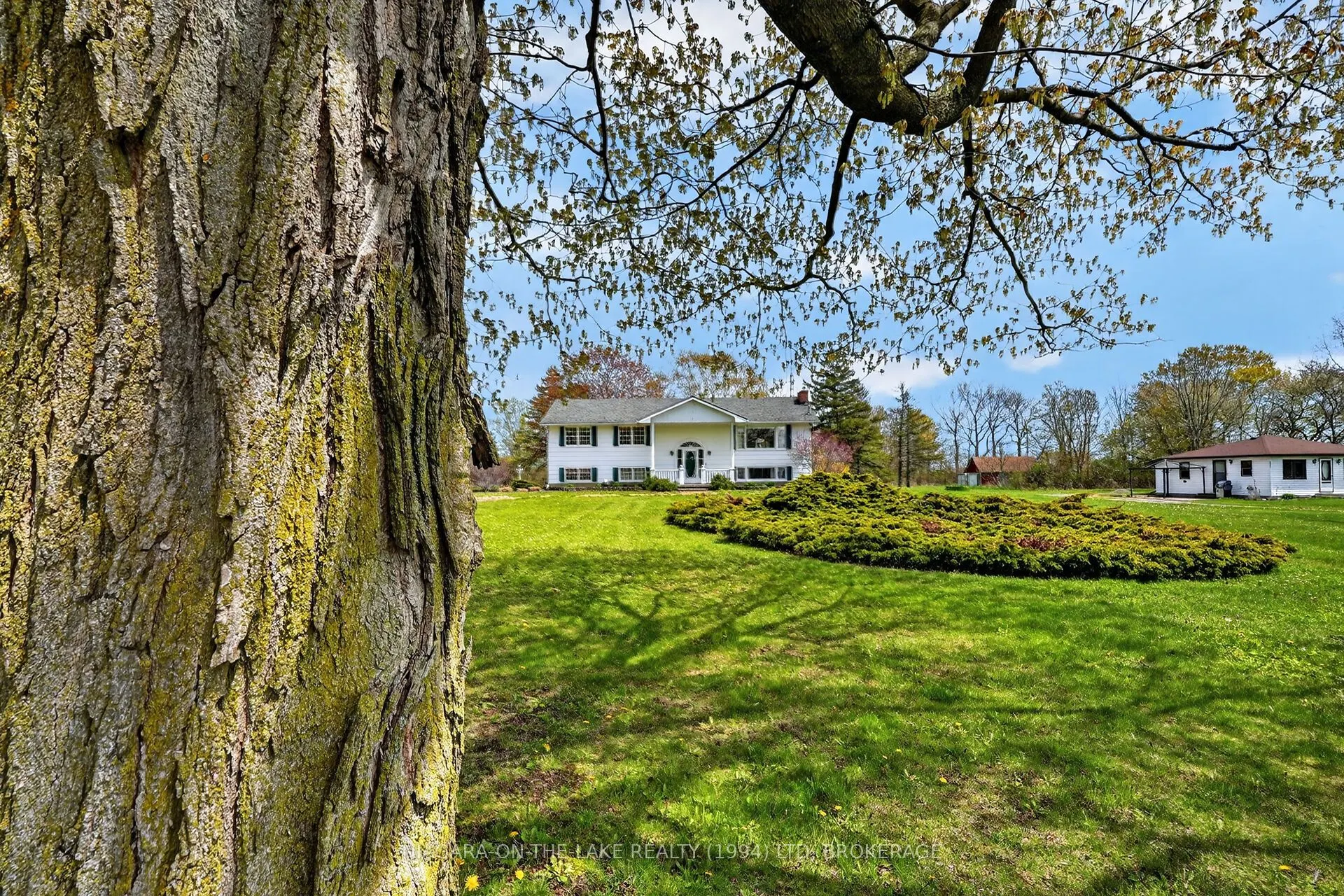 541 Empire Road