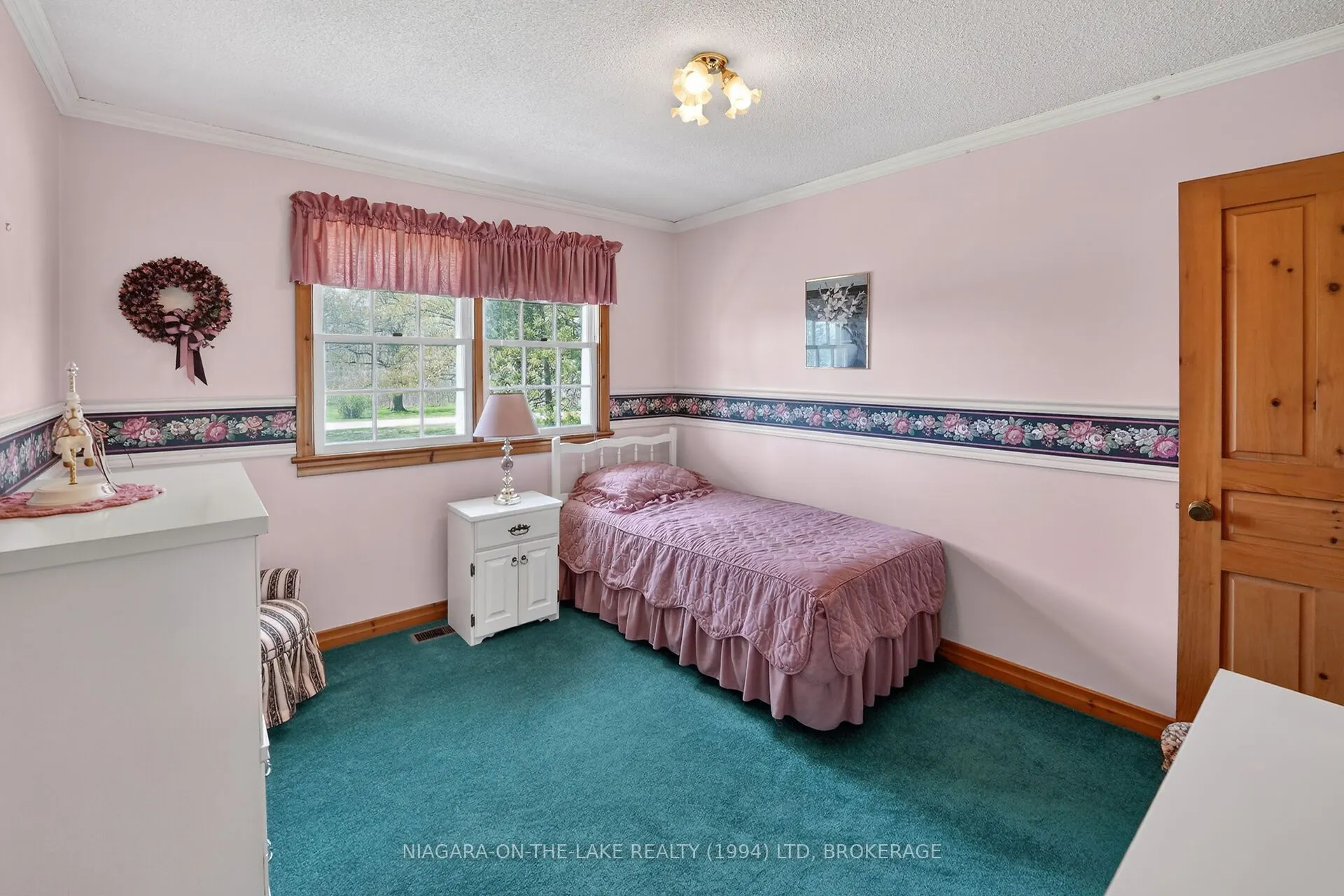 541 Empire Road