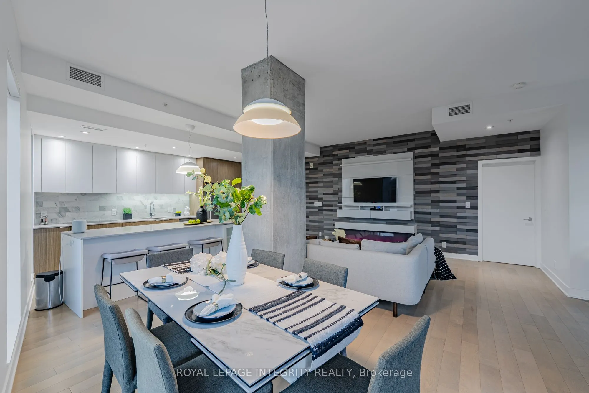 20 Daly Avenue #1506