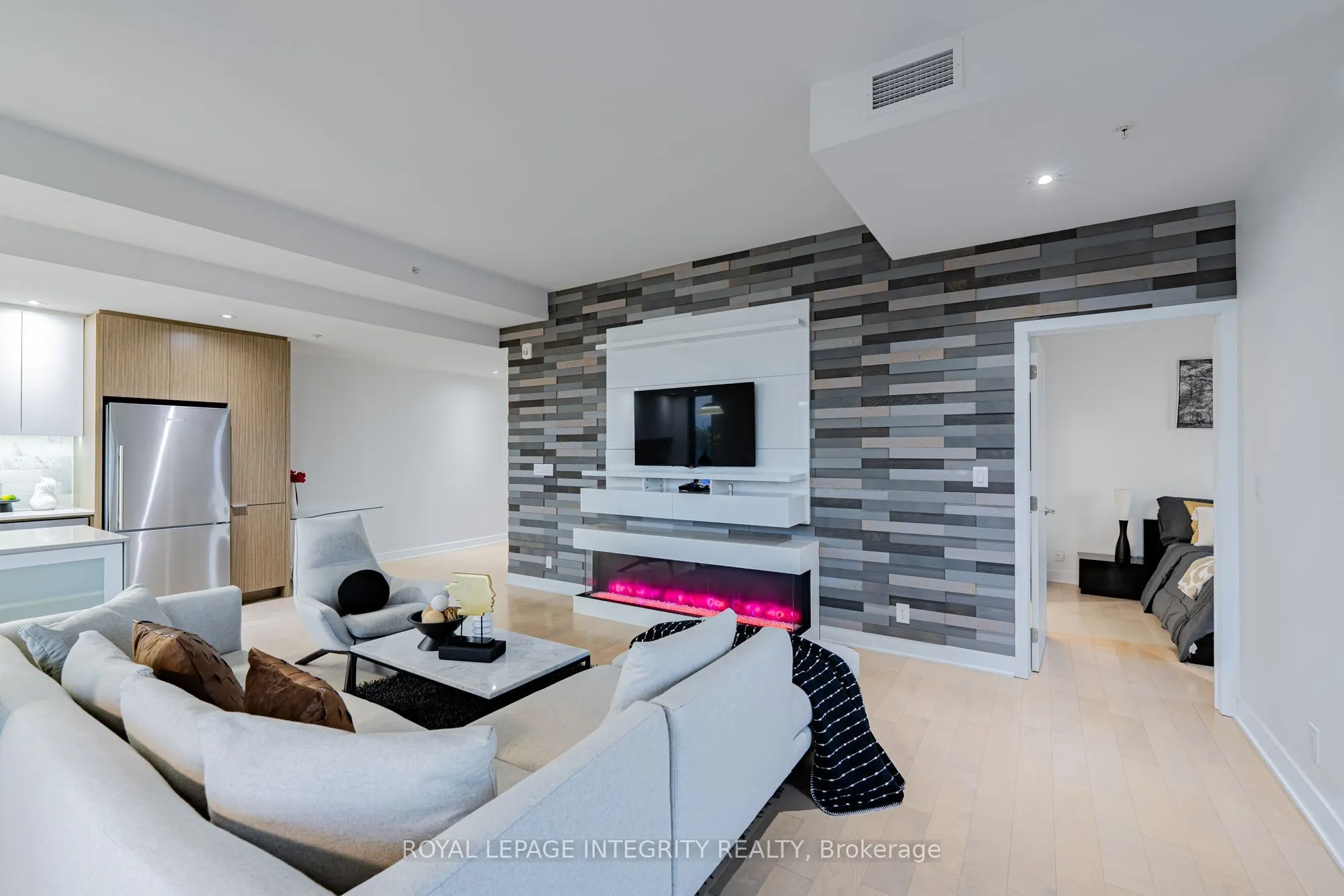 20 Daly Avenue #1506