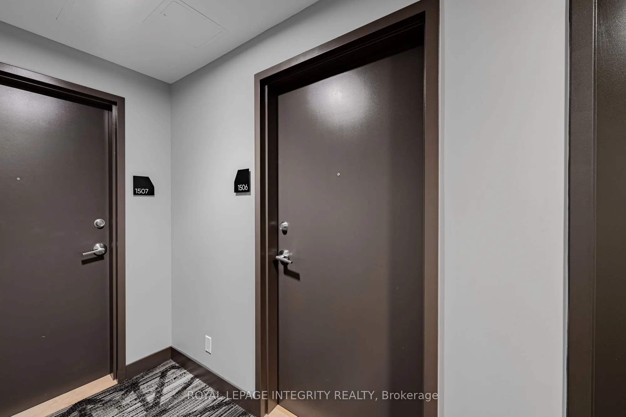 20 Daly Avenue #1506
