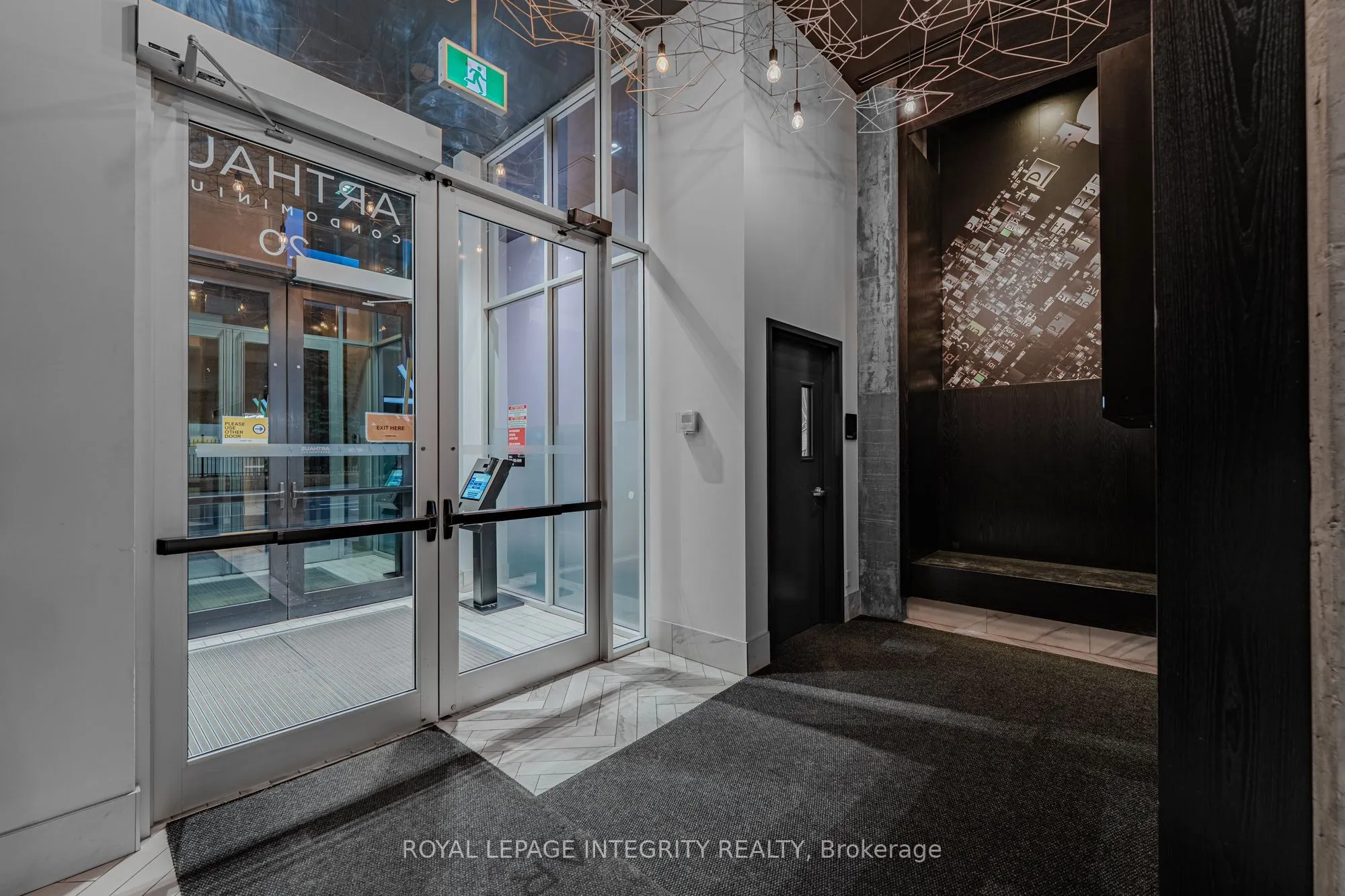 20 Daly Avenue #1506