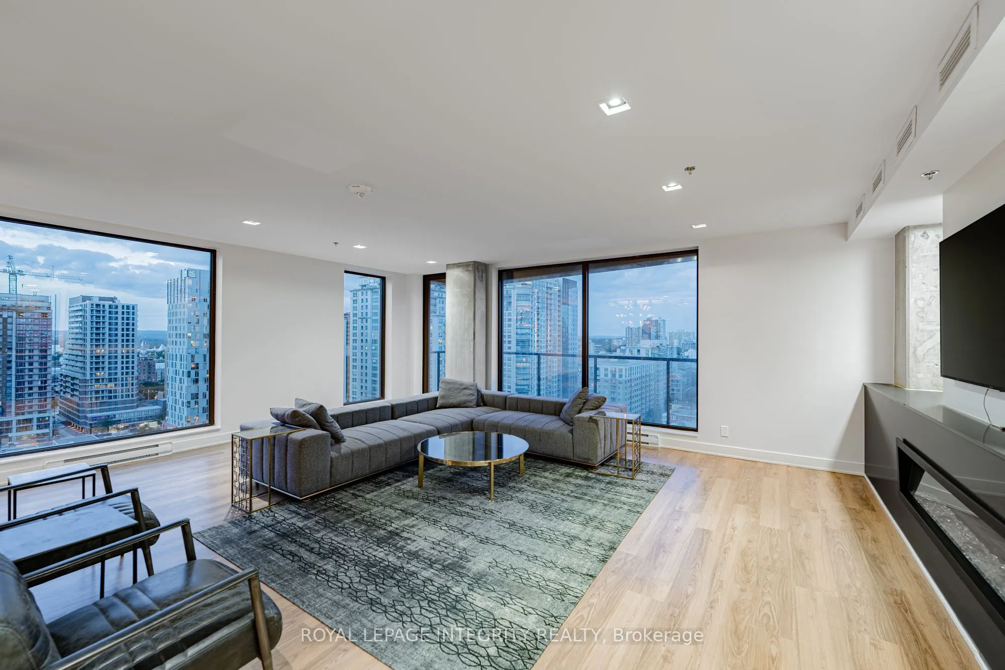 20 Daly Avenue #1506