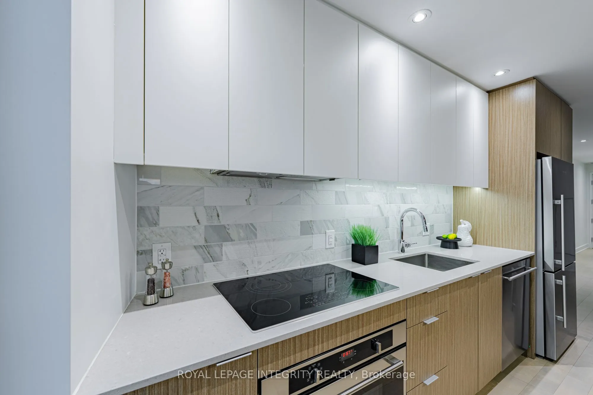 20 Daly Avenue #1506