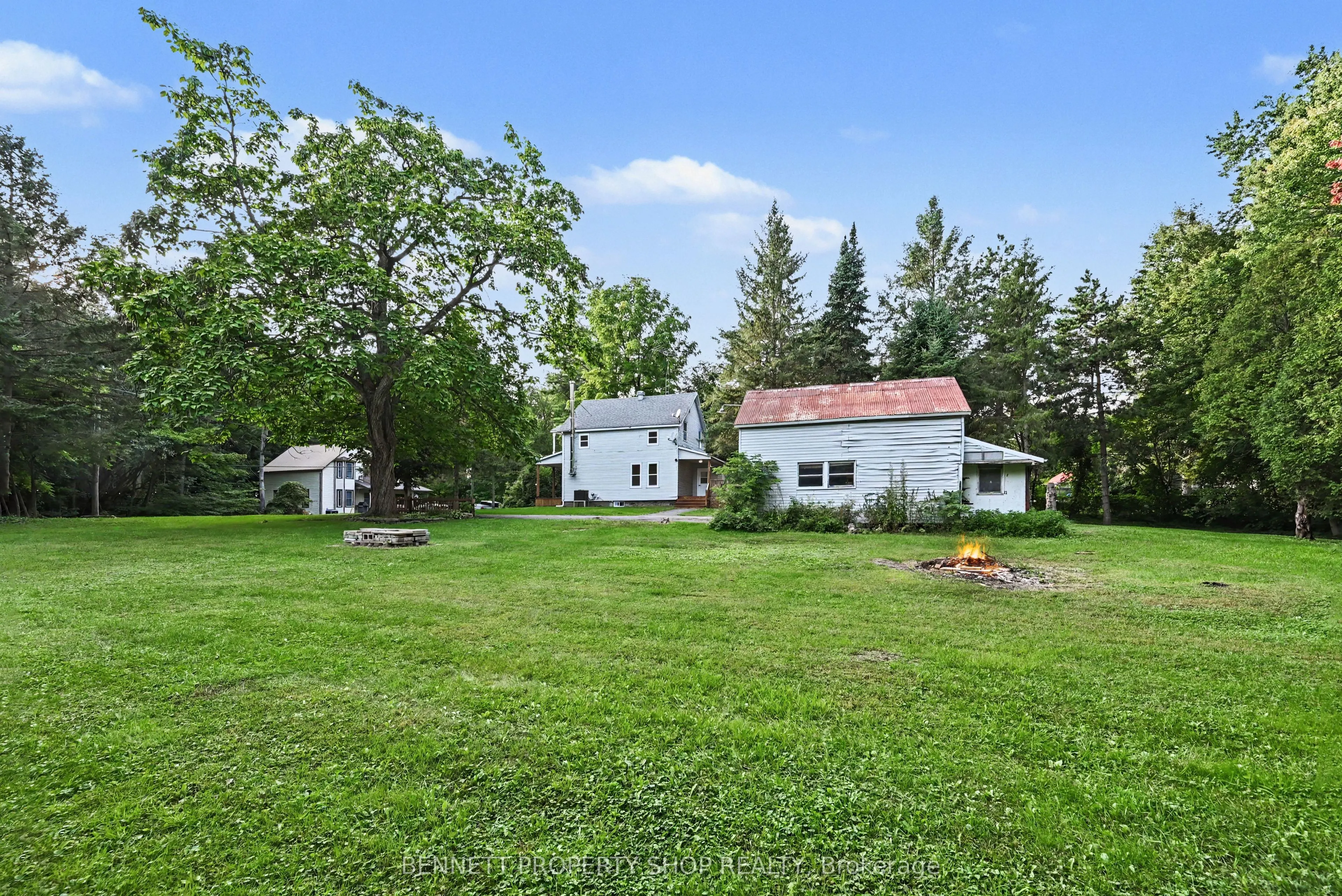6107 3rd Line Road
