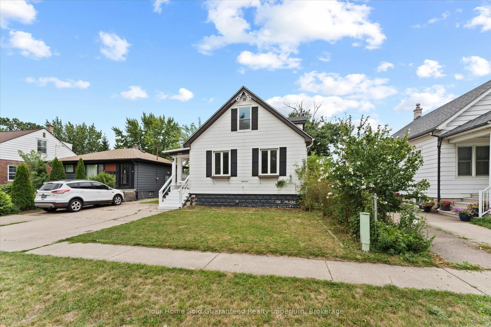 1533 Alexis Road