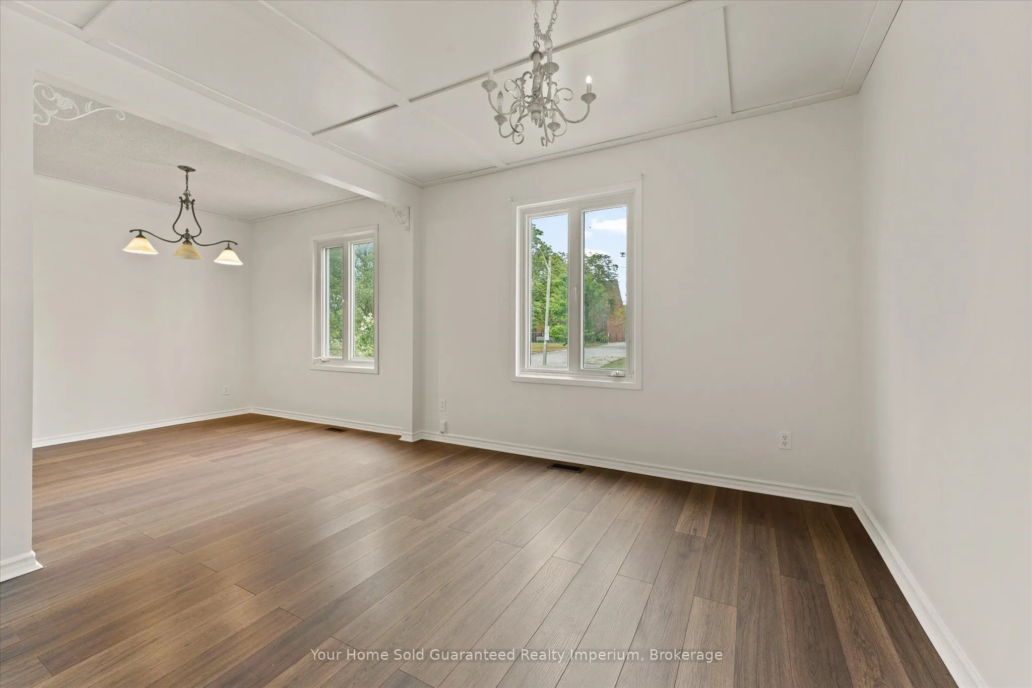 1533 Alexis Road