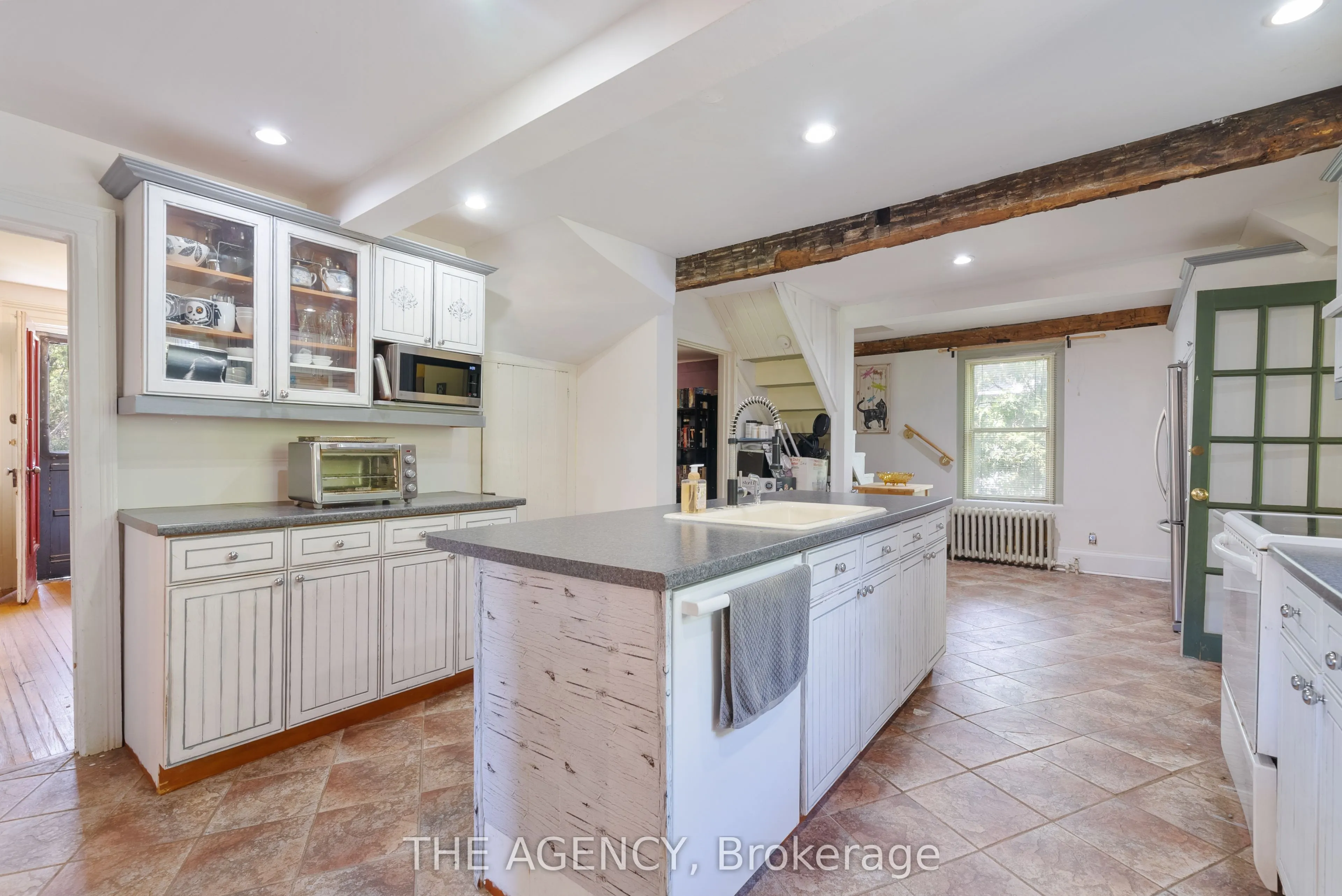 310 Ridout Street