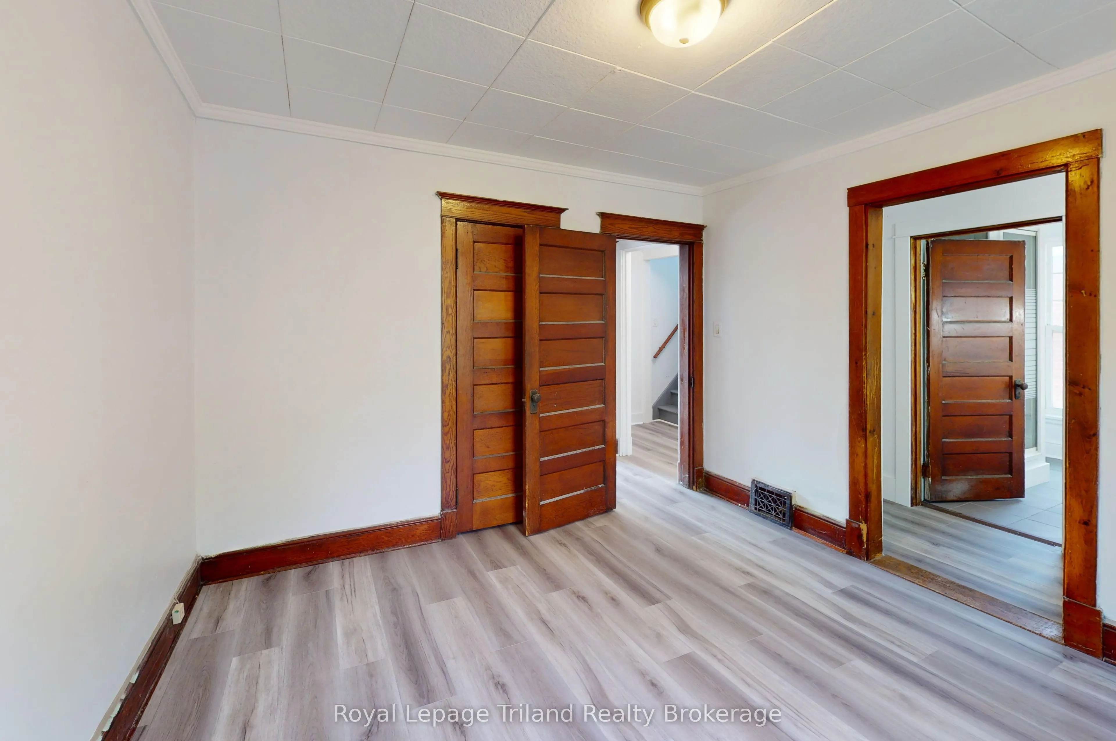 279 Vansittart Avenue