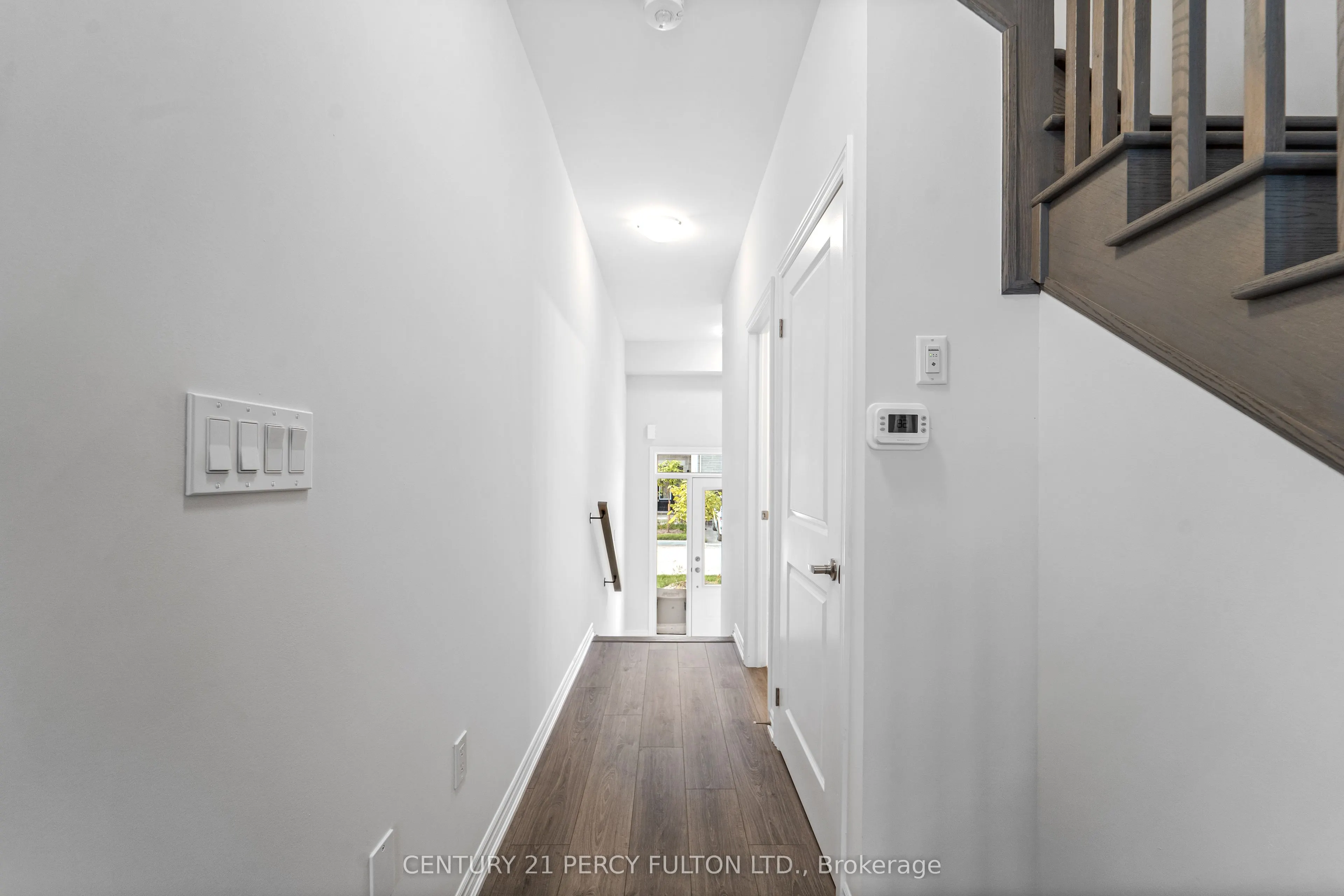 32 Ingle Way