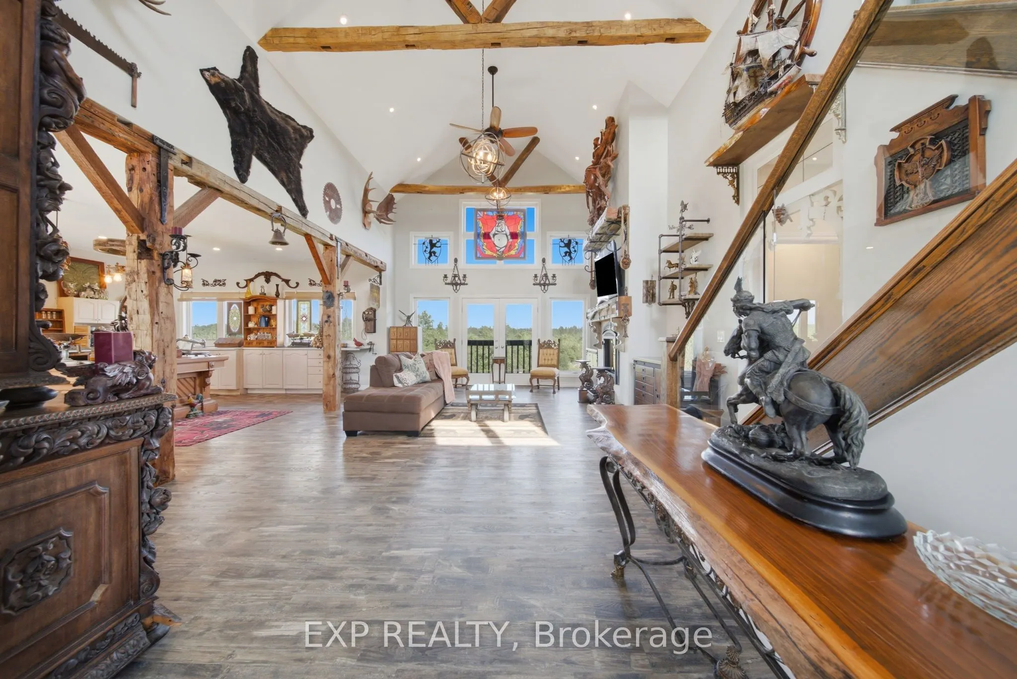 2166 Victoria Road