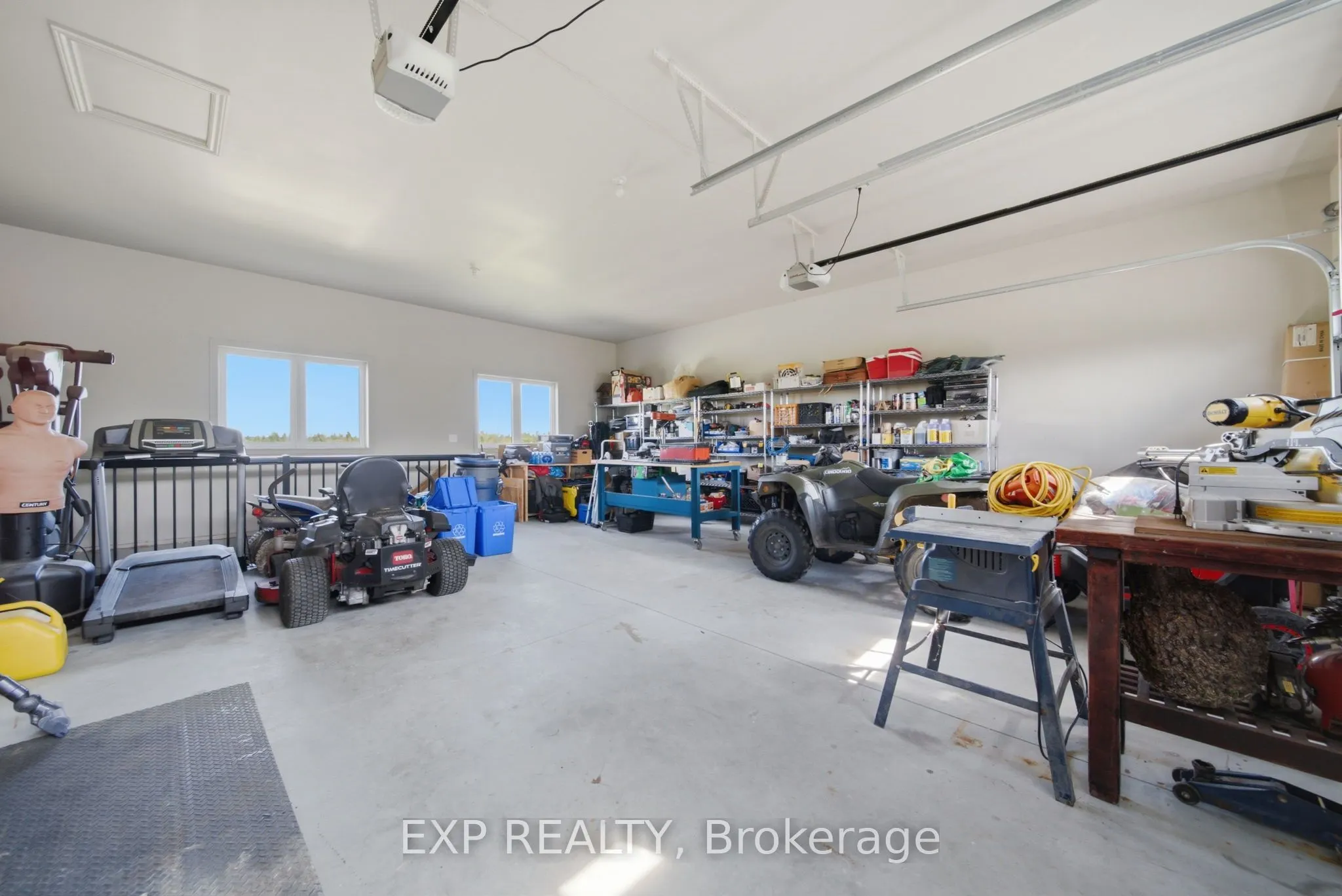 2166 Victoria Road