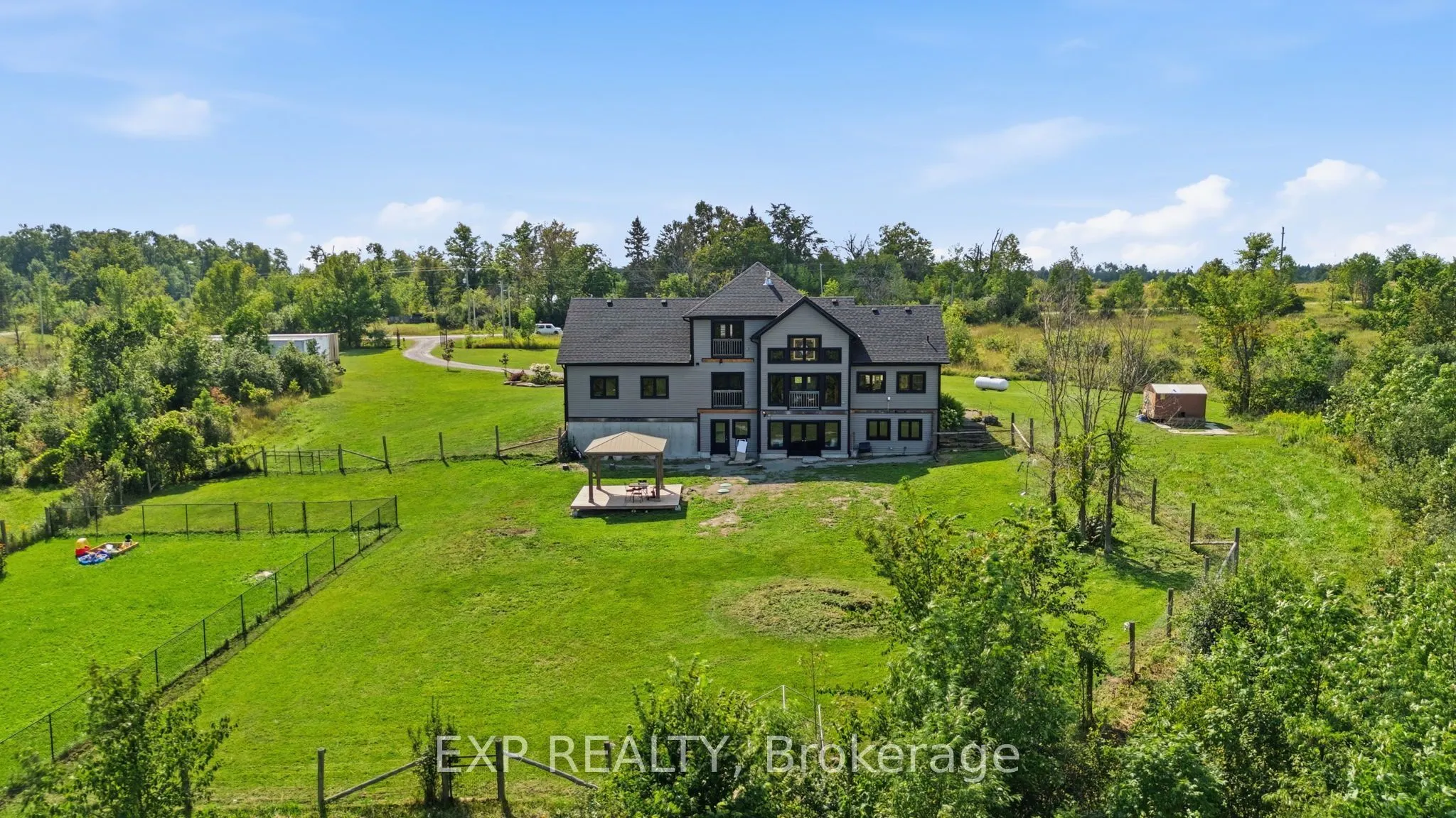 2166 Victoria Road