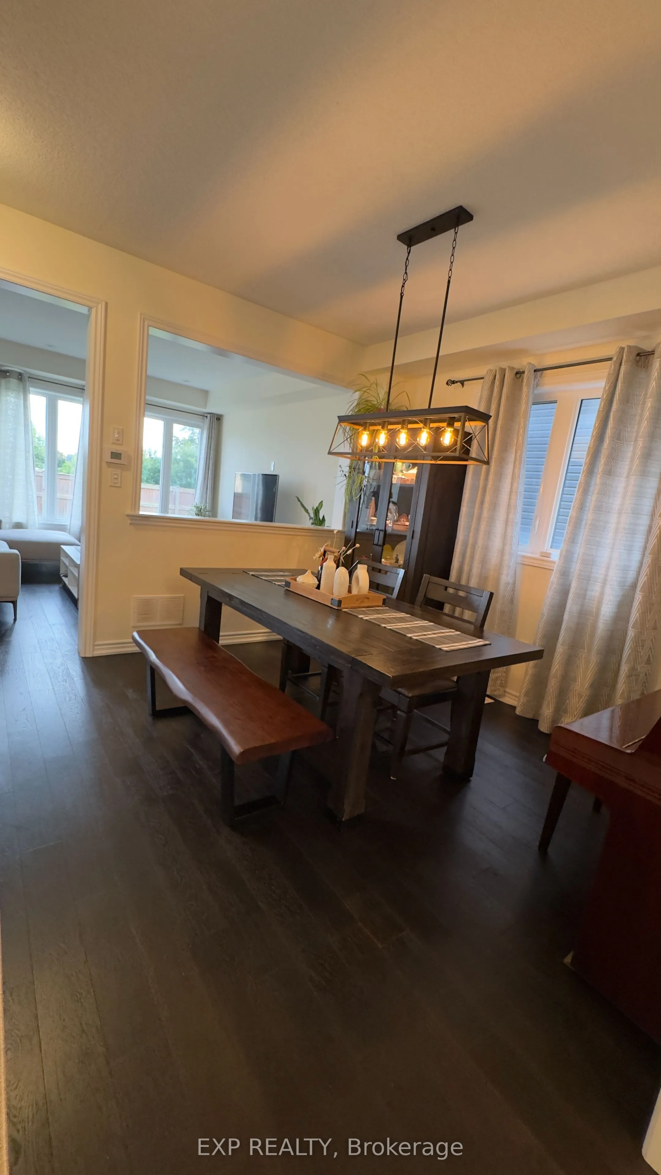 190 Explorer Way