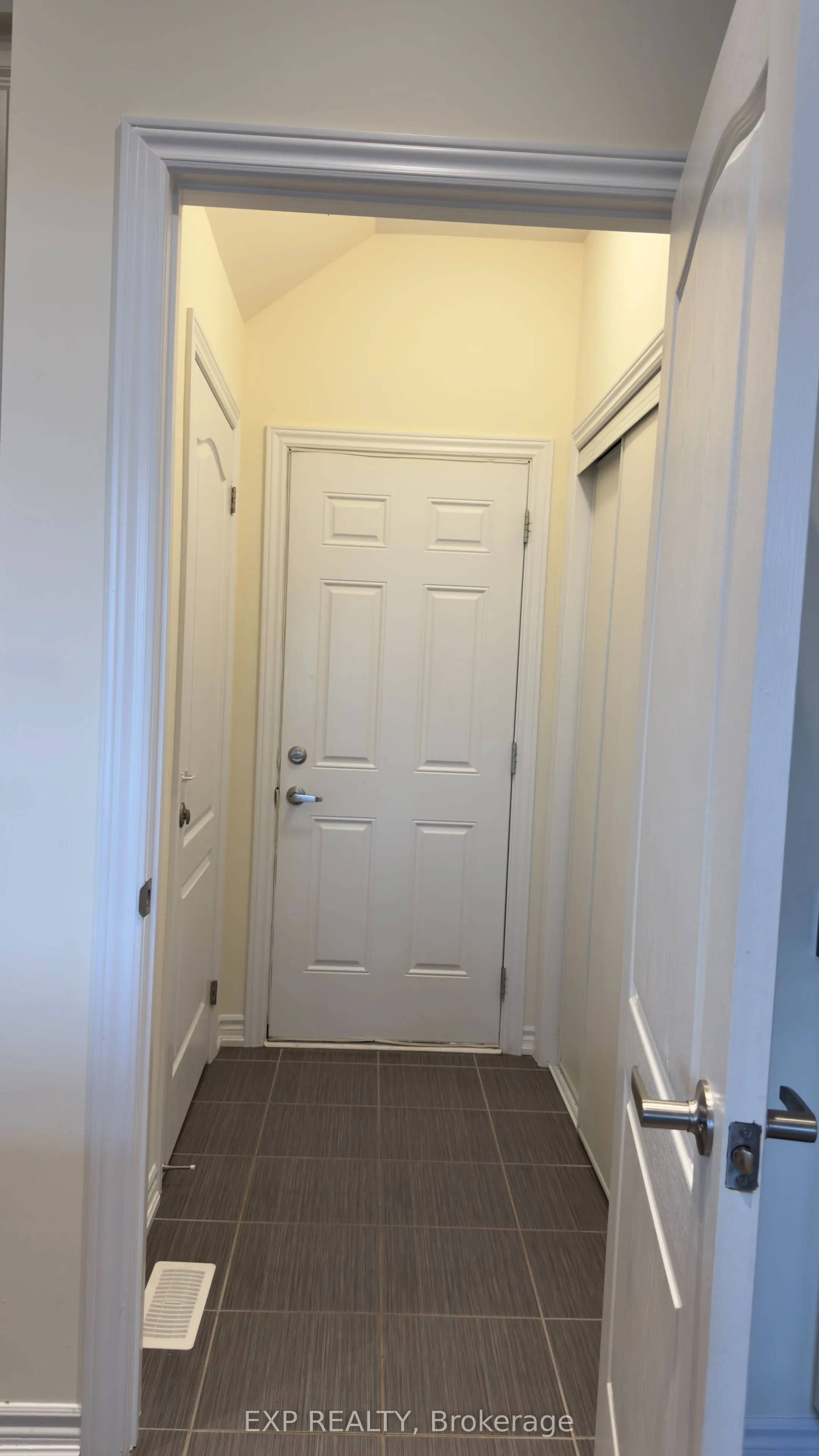 190 Explorer Way