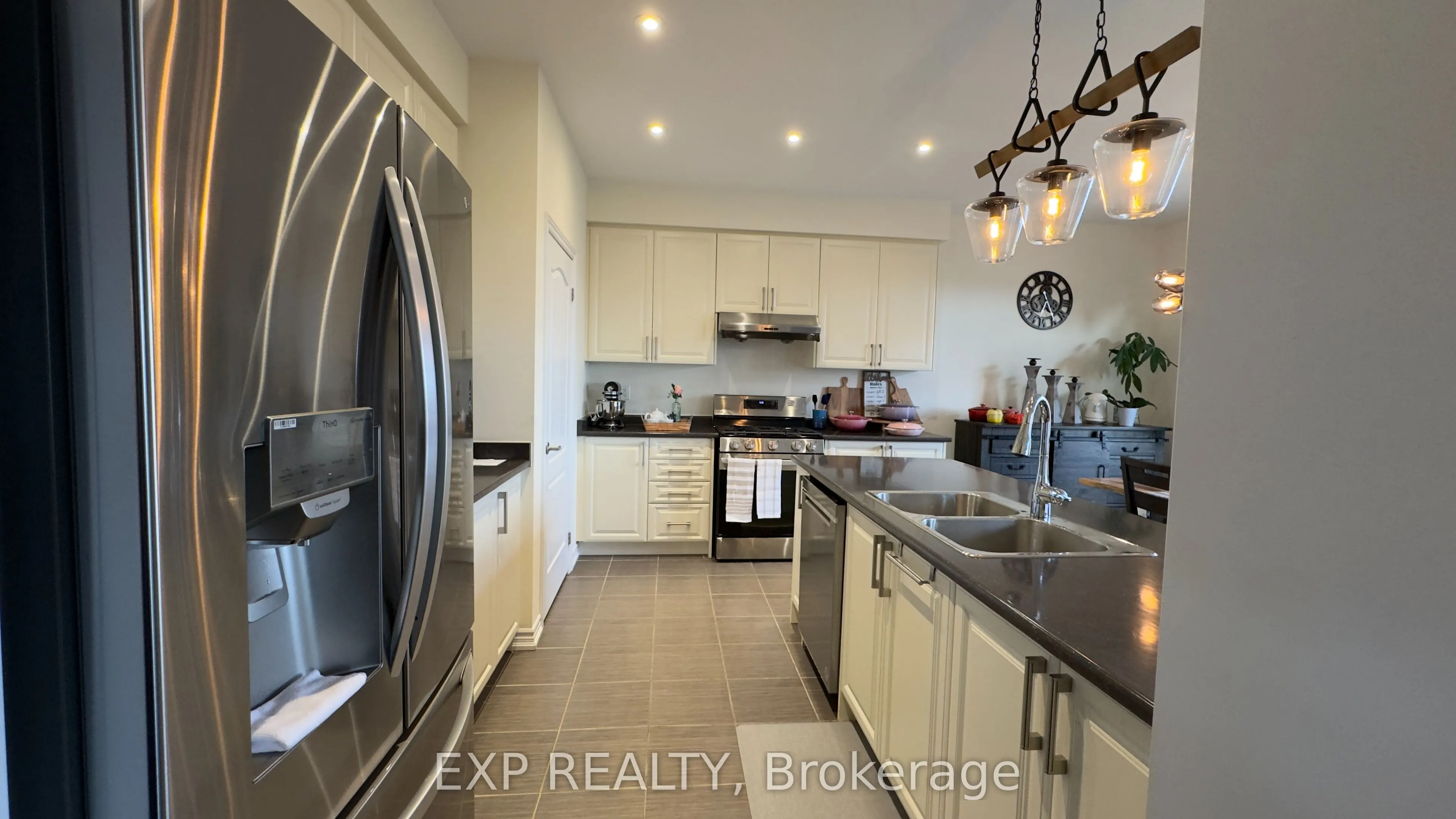 190 Explorer Way