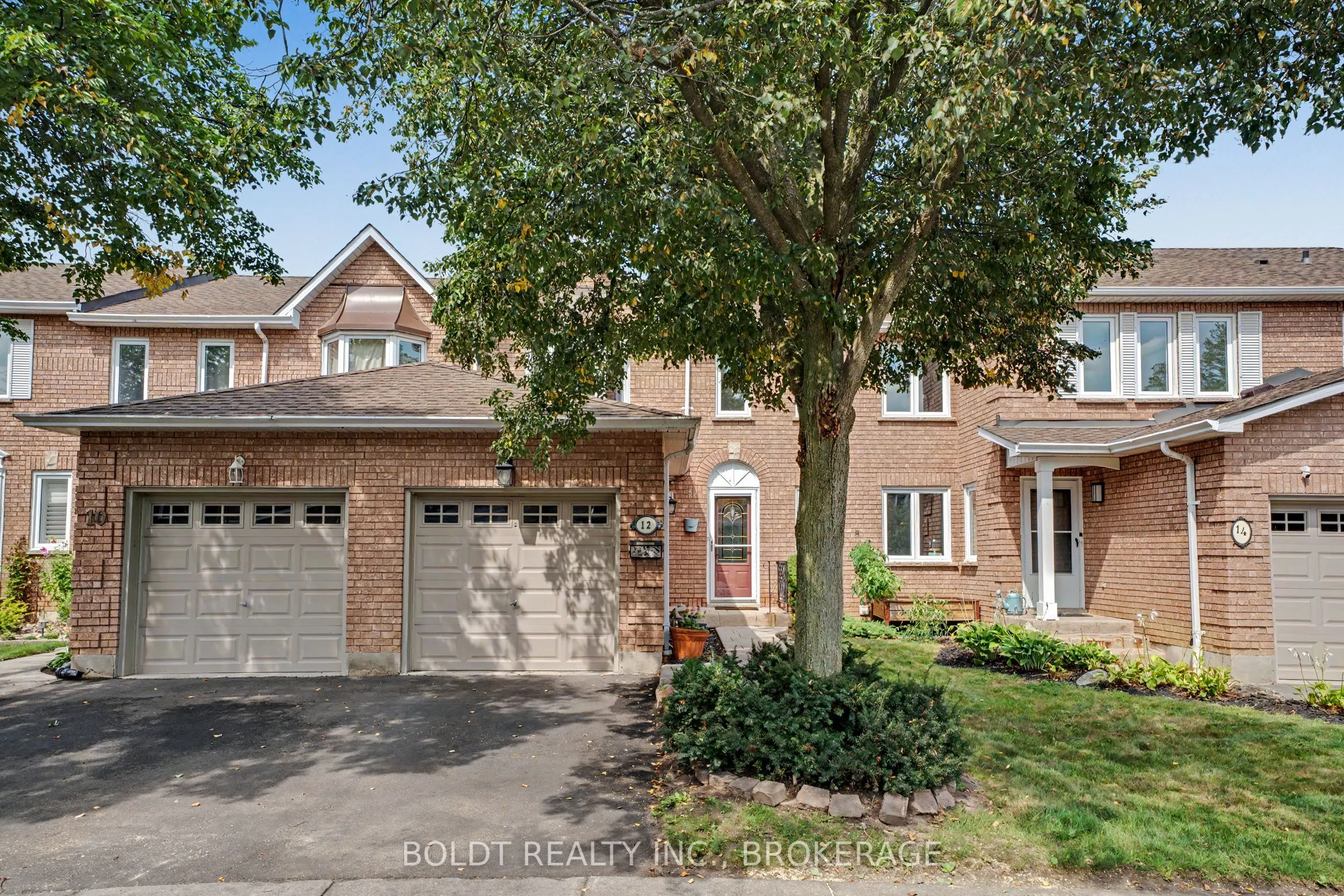 7 Davidson Boulevard #12