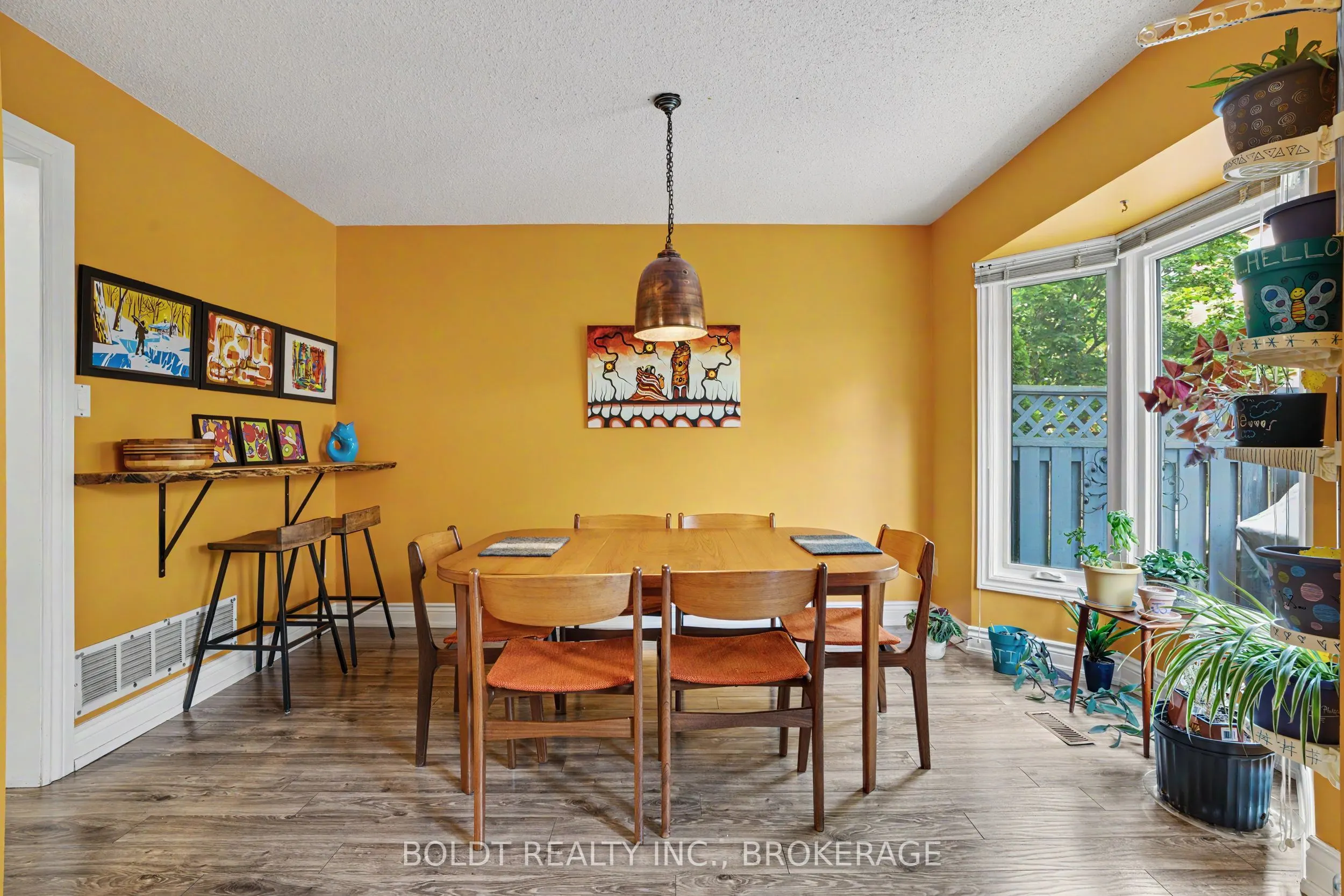 7 Davidson Boulevard #12
