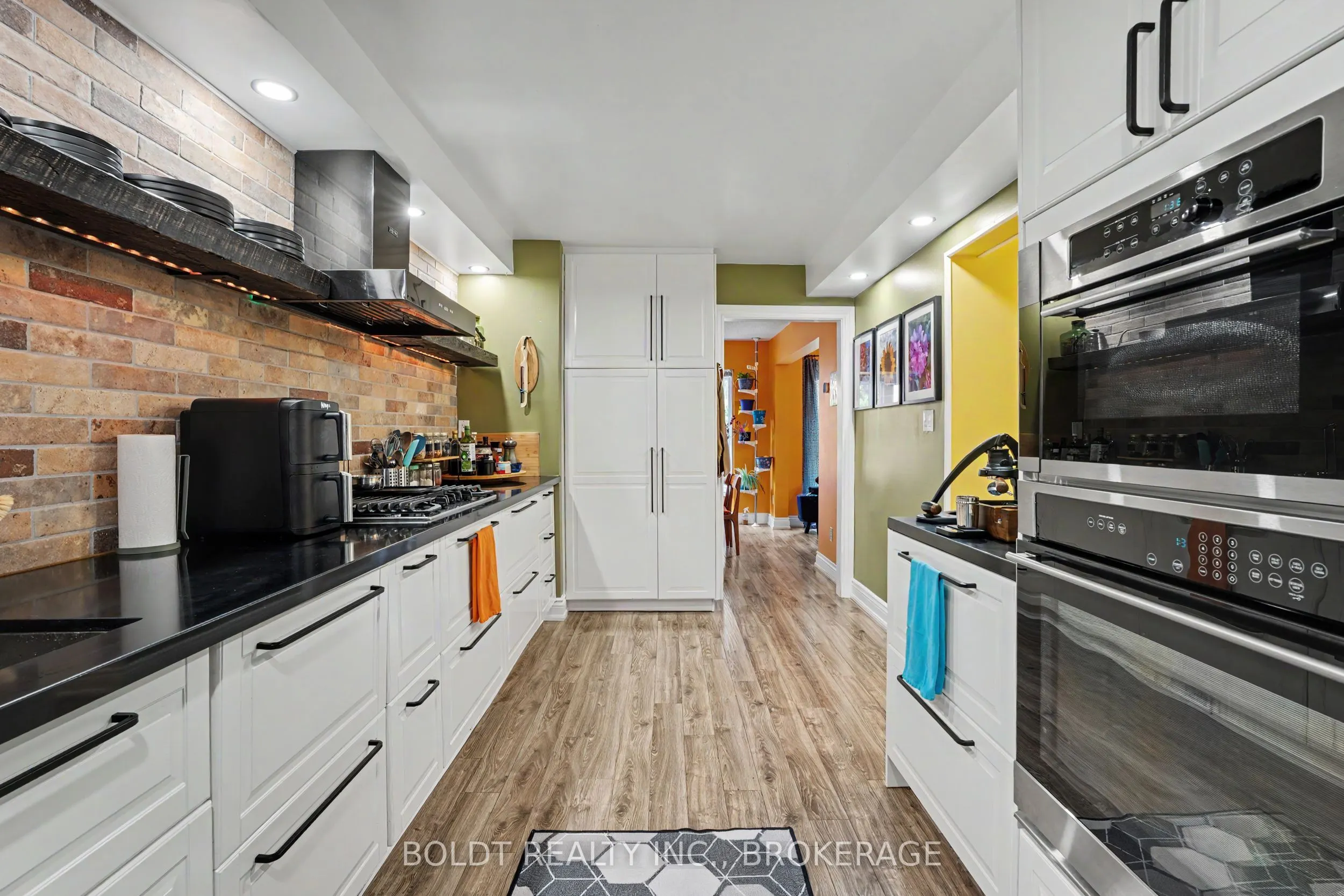 7 Davidson Boulevard #12