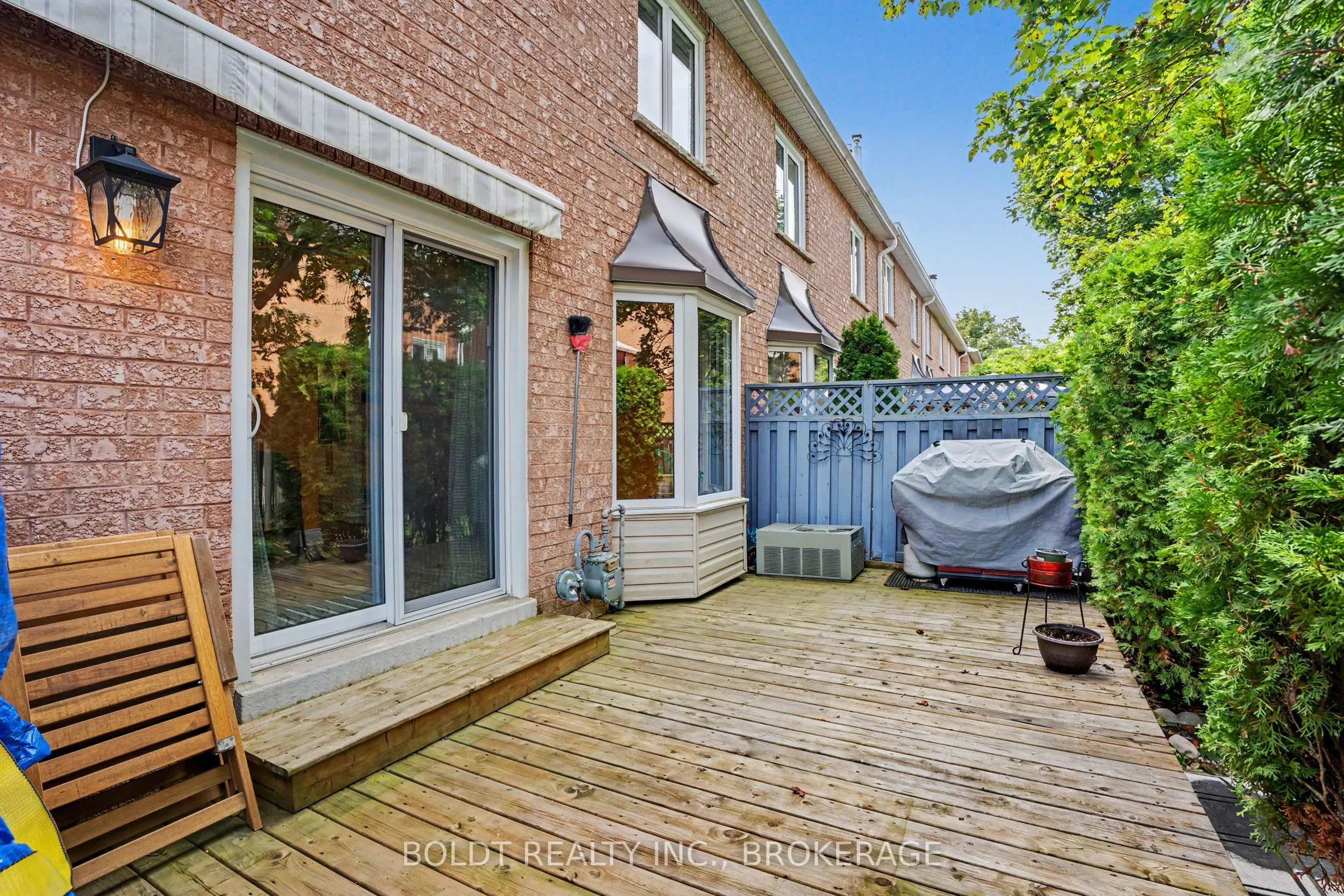 7 Davidson Boulevard #12