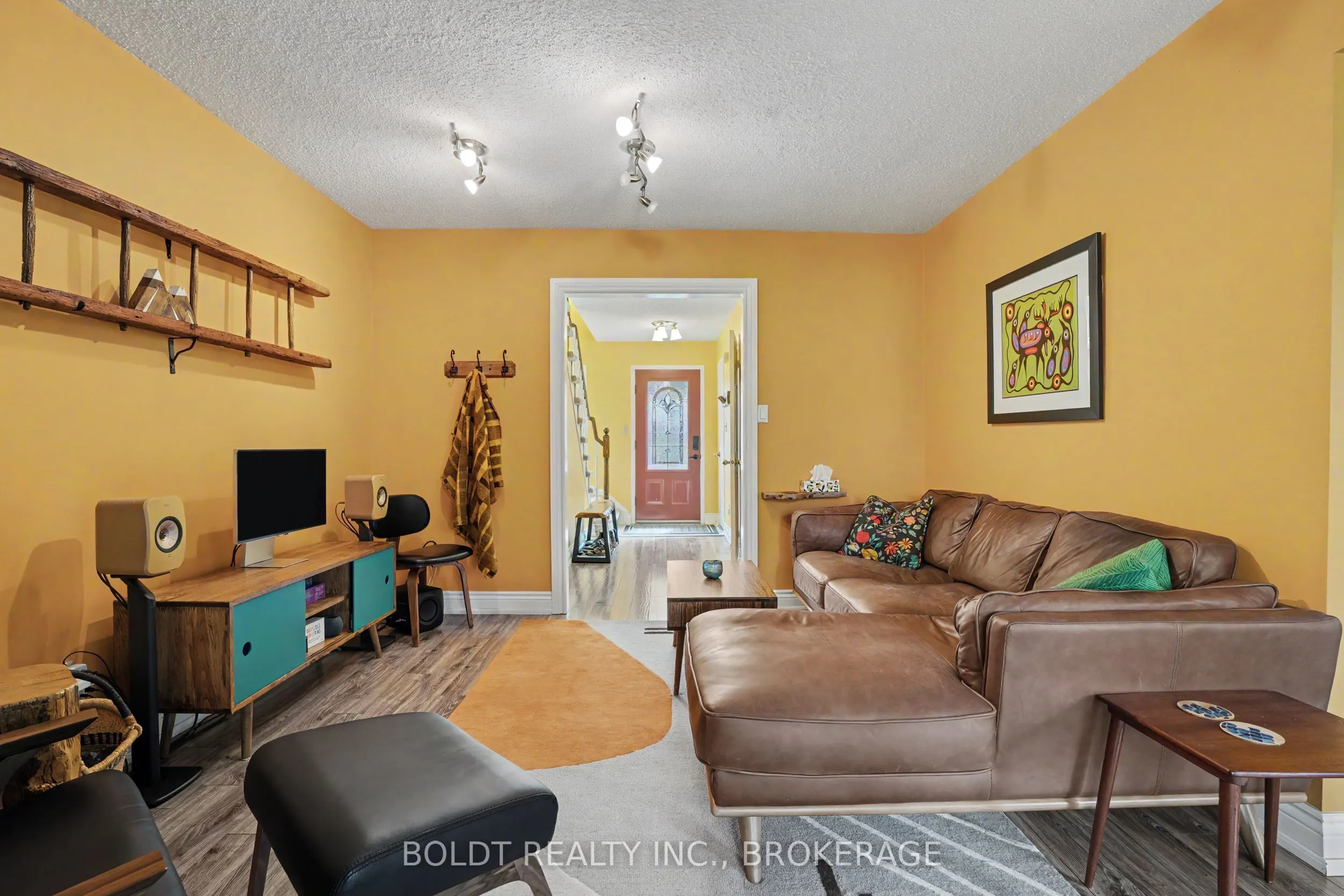 7 Davidson Boulevard #12