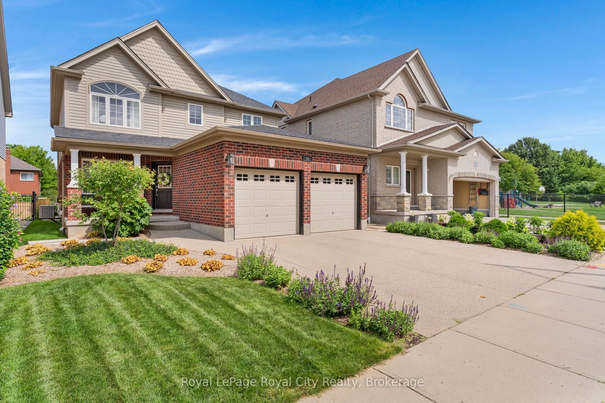 96 Timber Creek Crescent