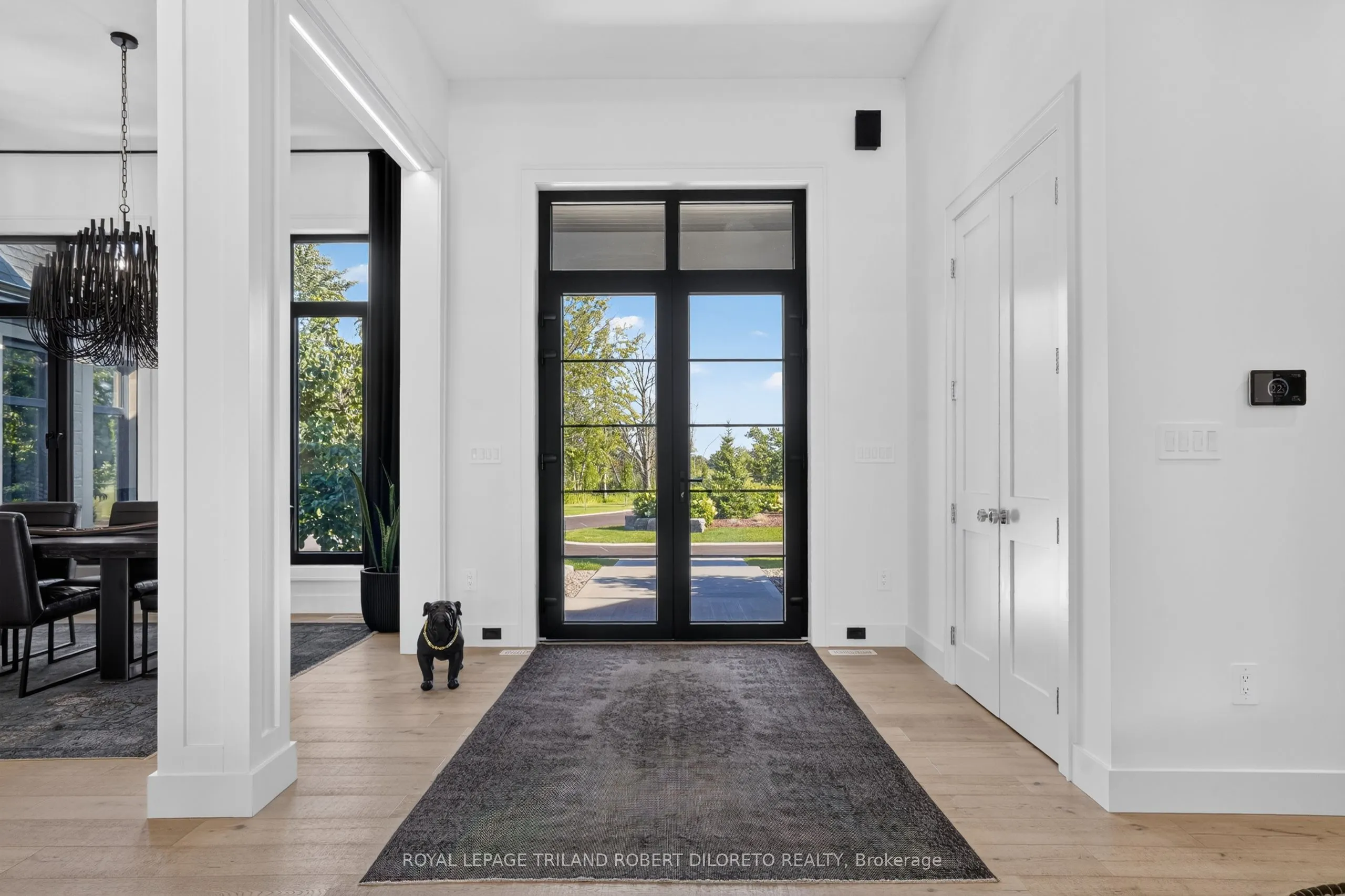 1681 Gainsborough Road