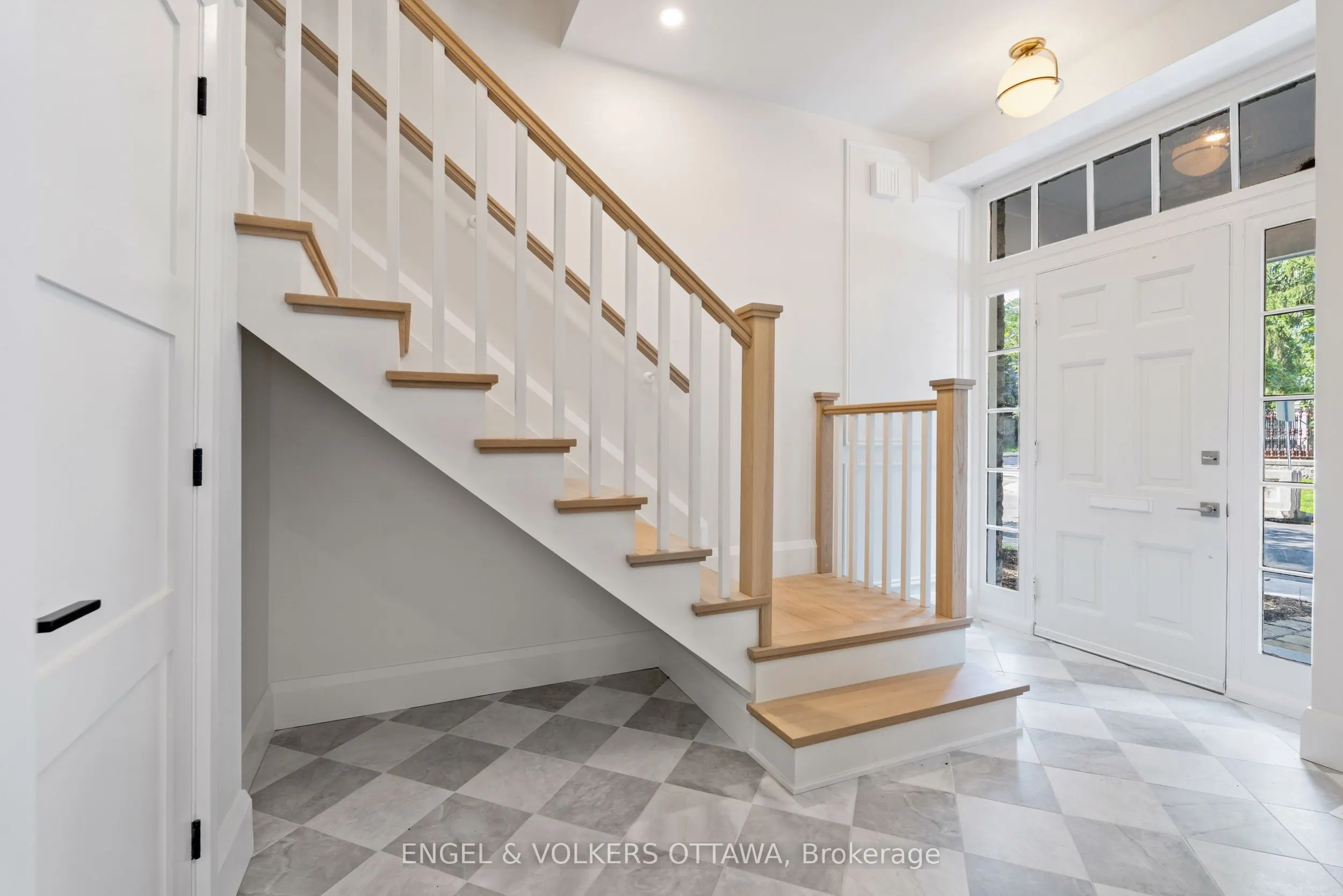 35 Mackay Street