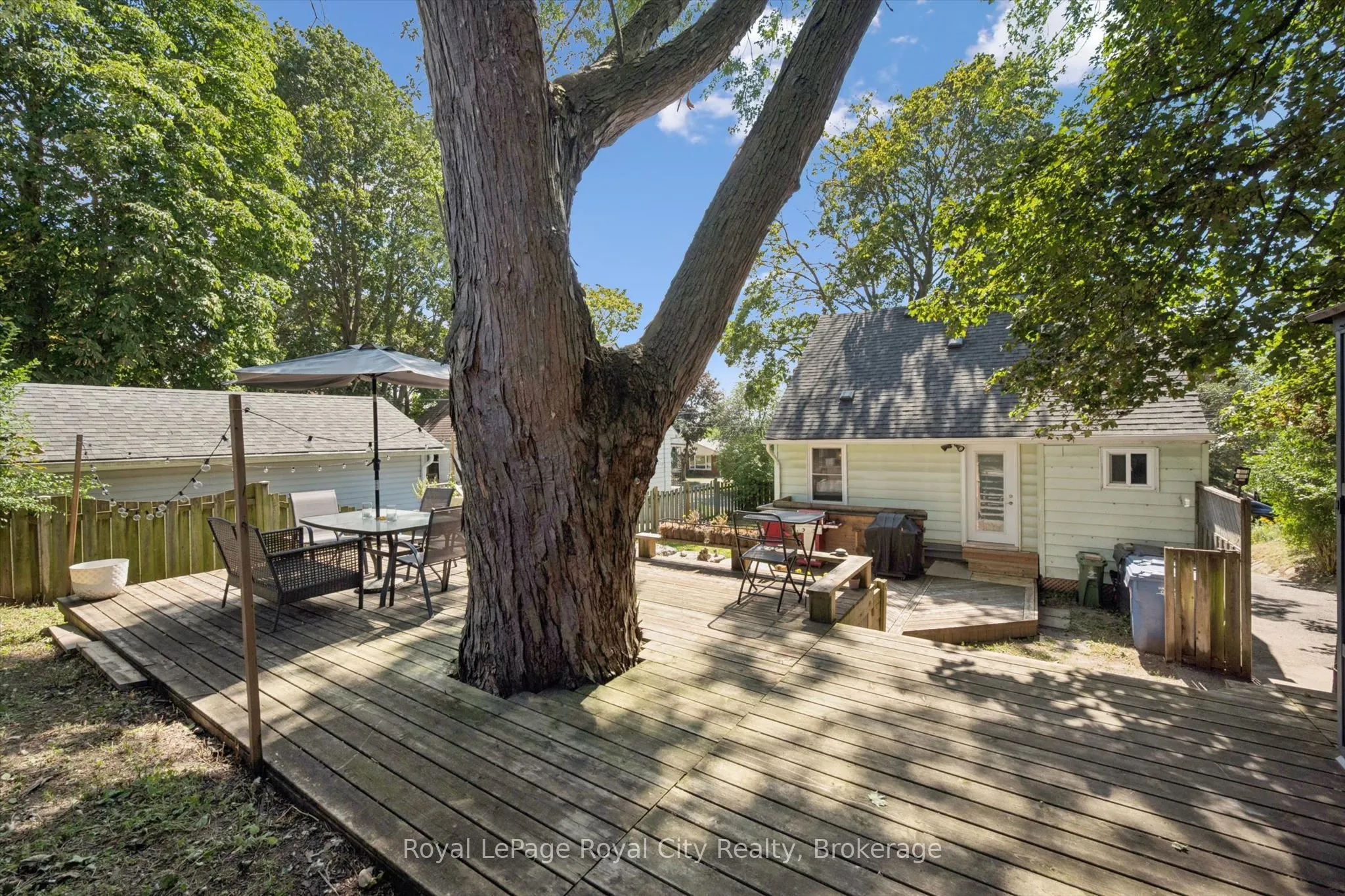 39 Ridgewood Avenue