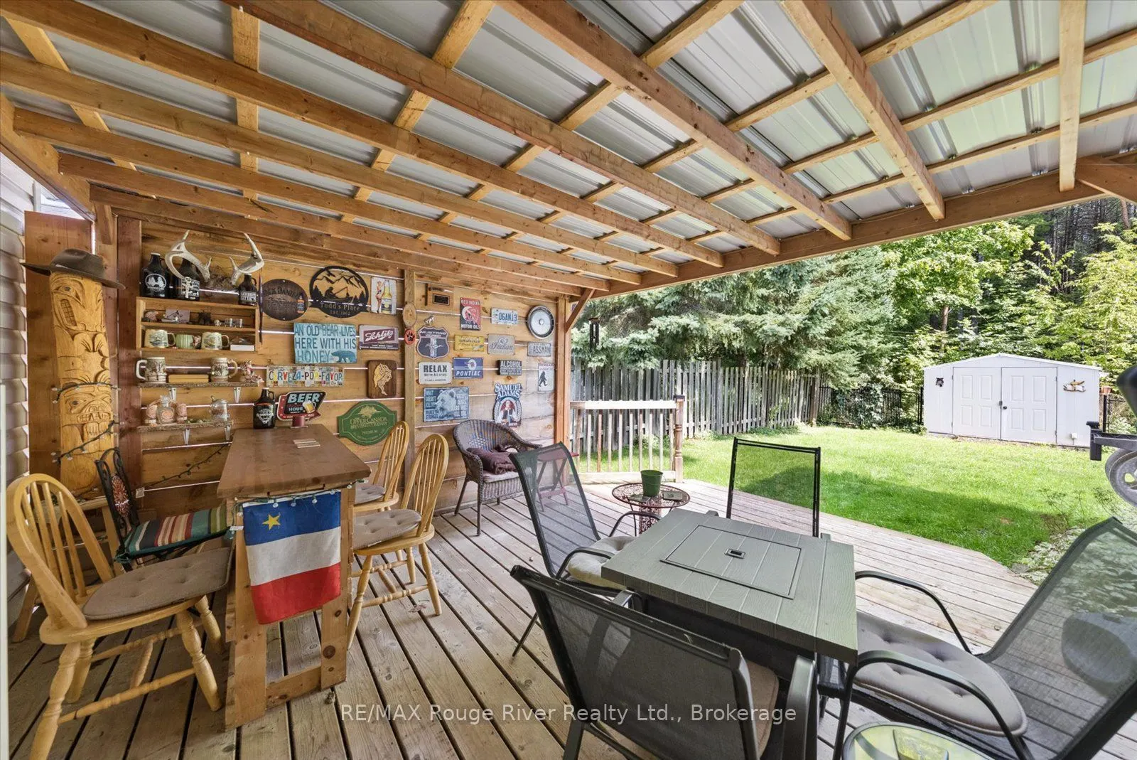 32 South Maloney Street