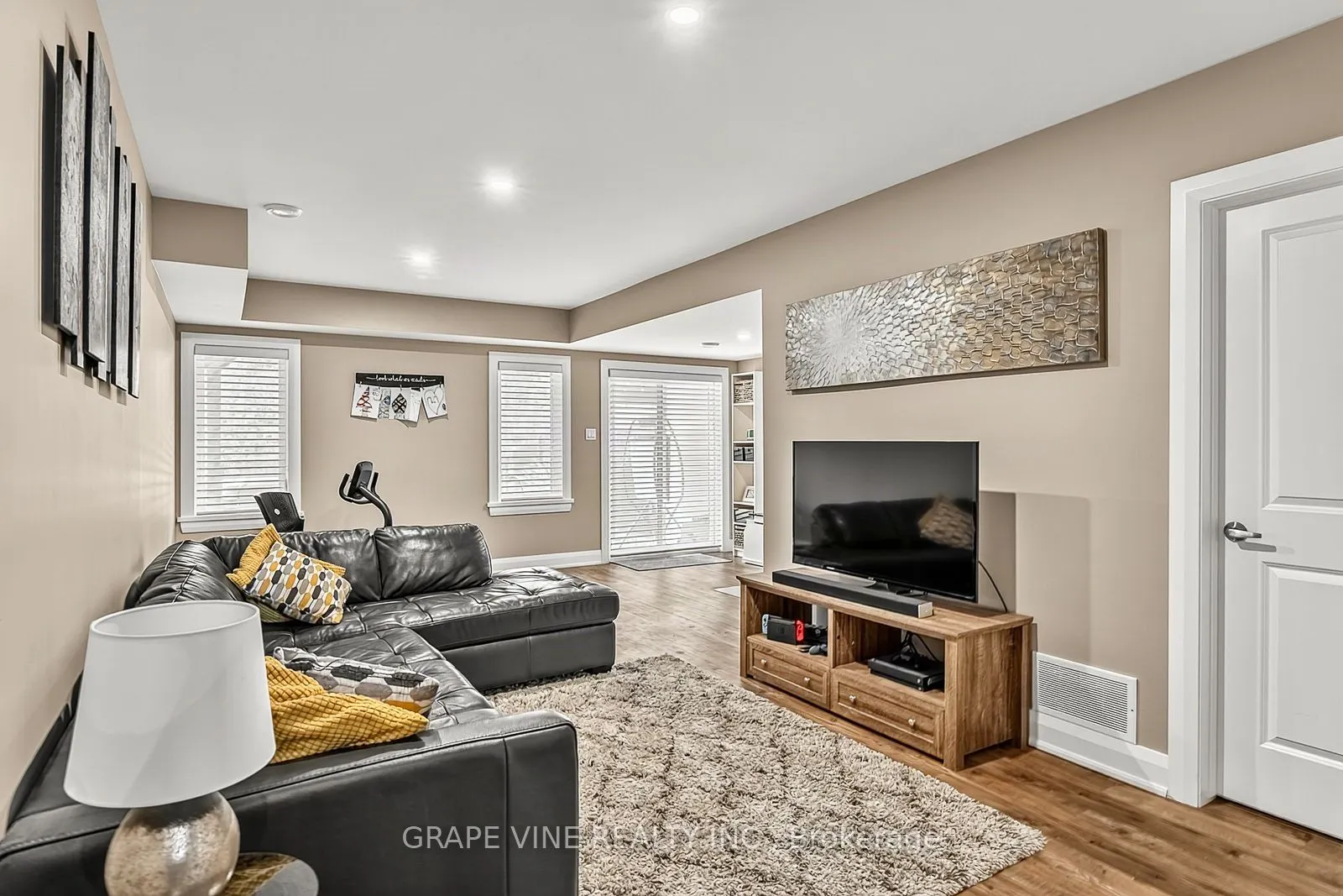 96 Porter Street