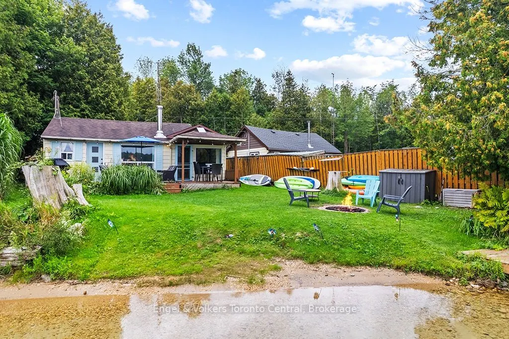 109 Lakeview Road