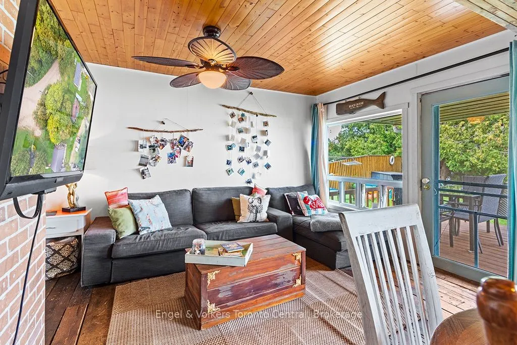 109 Lakeview Road