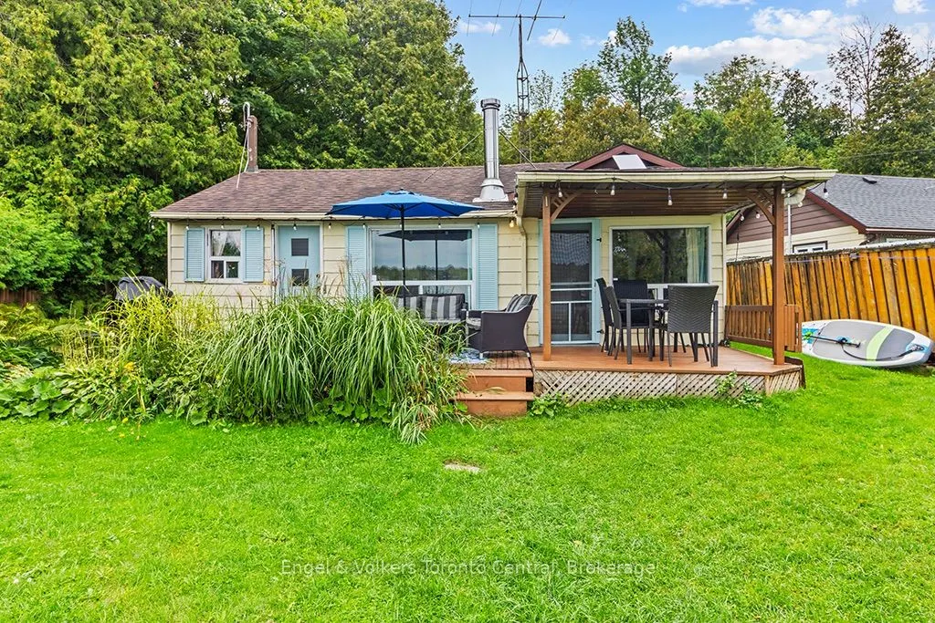109 Lakeview Road