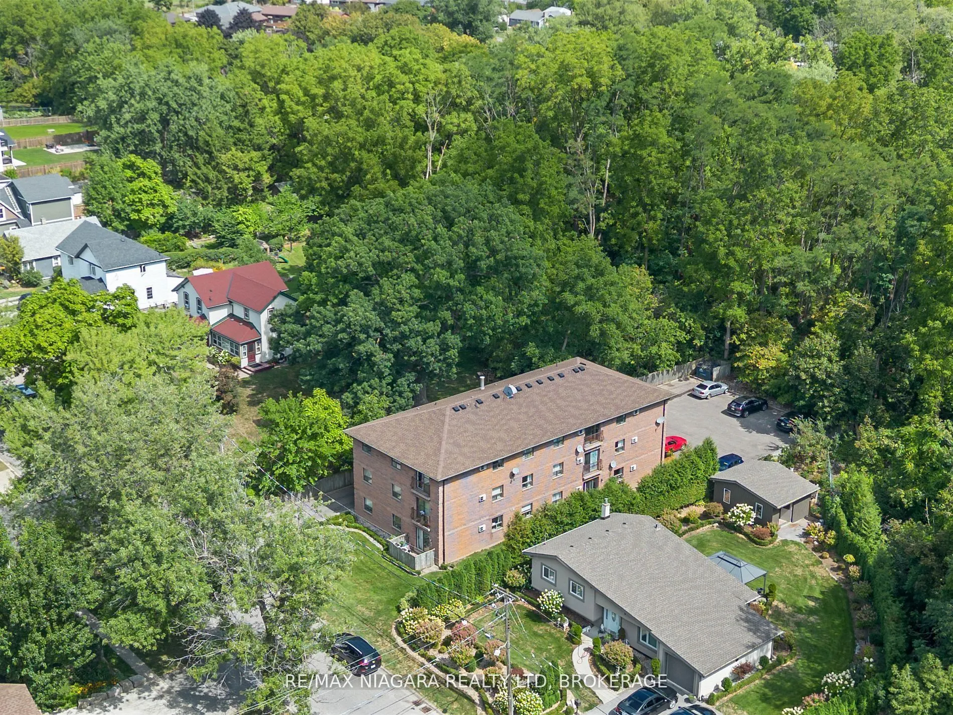 78 Welland Street N #302