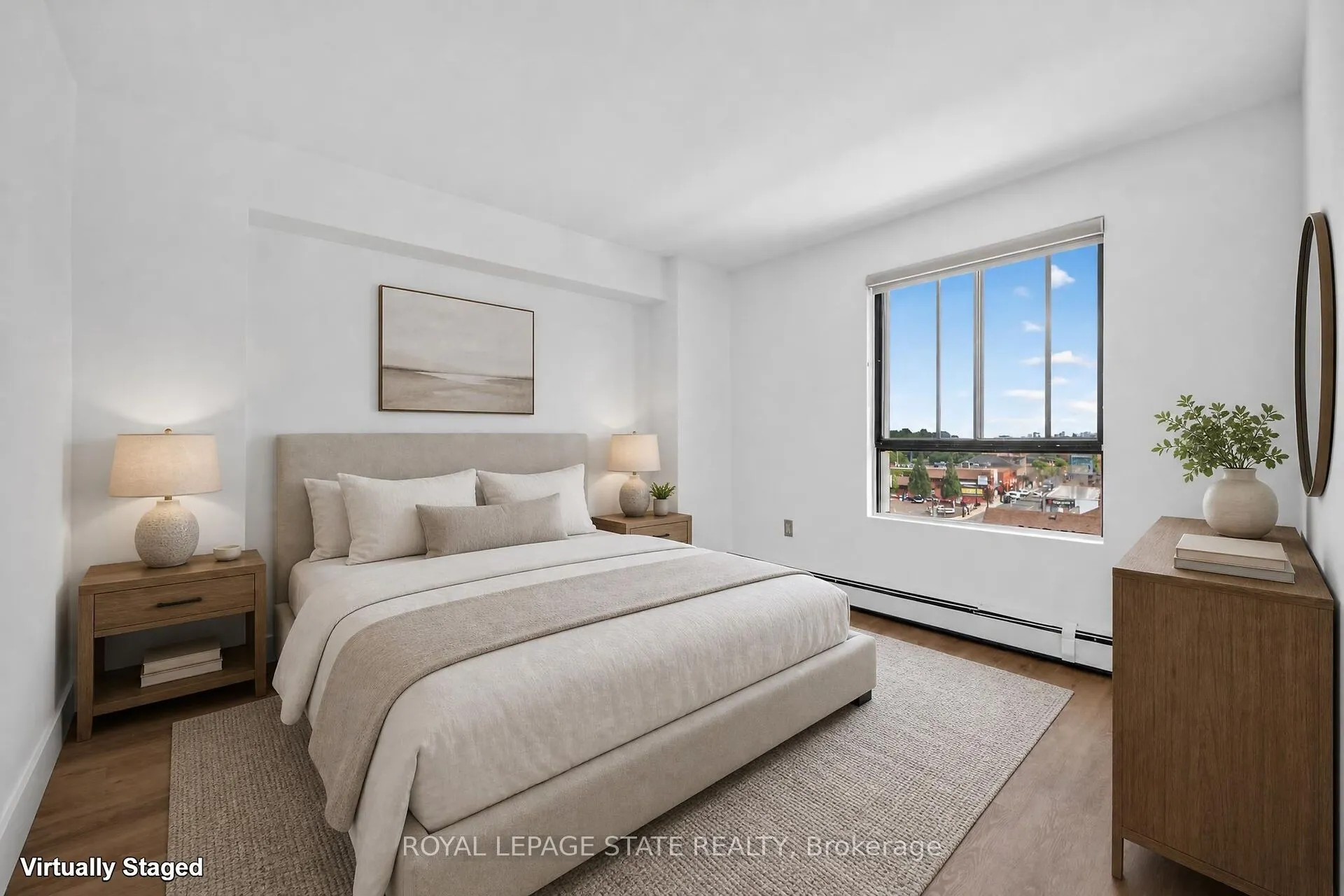 10 John Street W #409