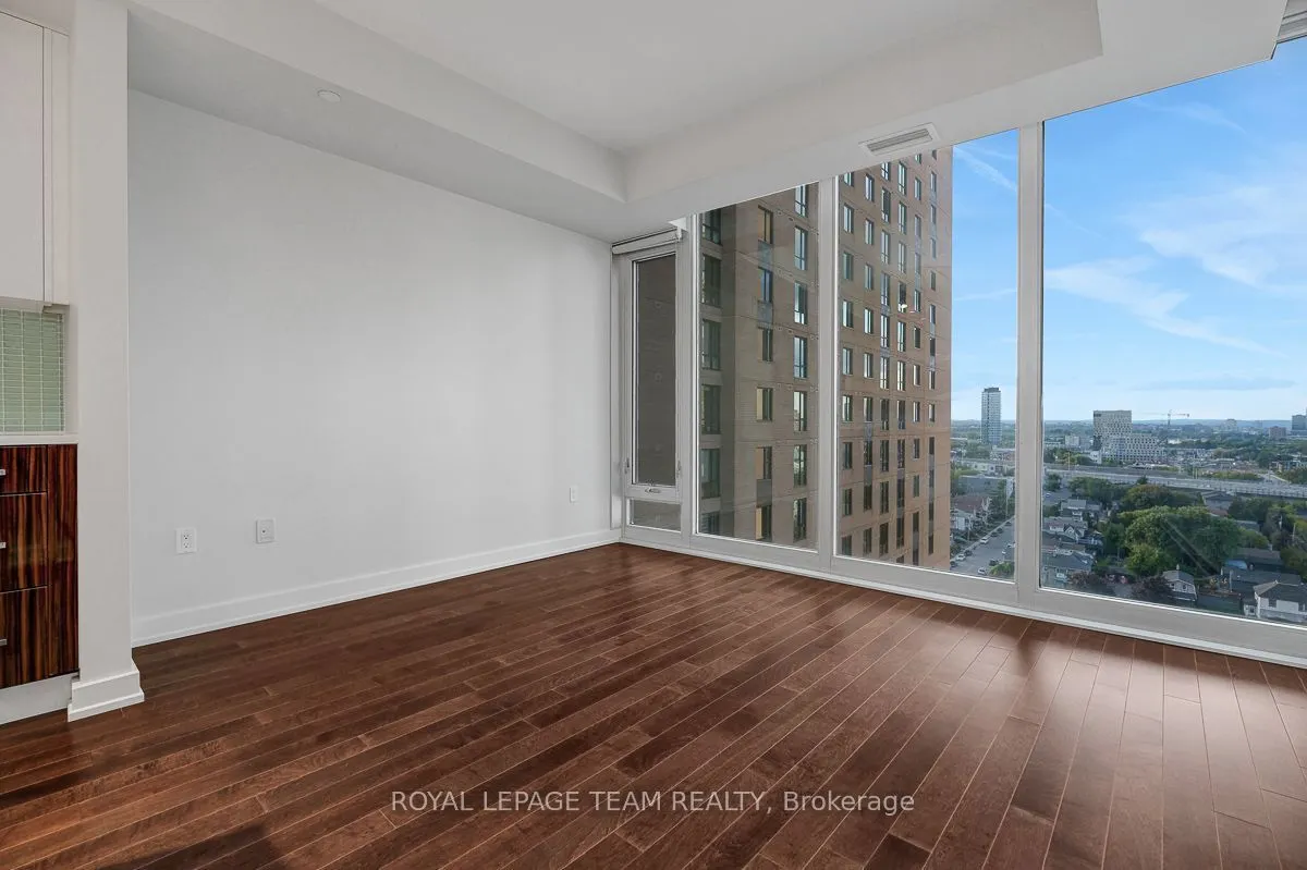 111 Champagne Avenue S #1405