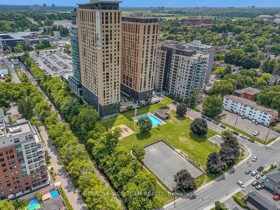111 Champagne Avenue S #1405