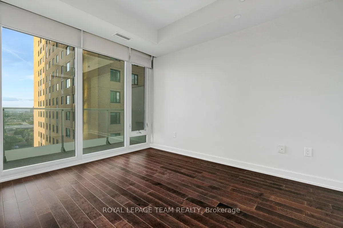 111 Champagne Avenue S #1405