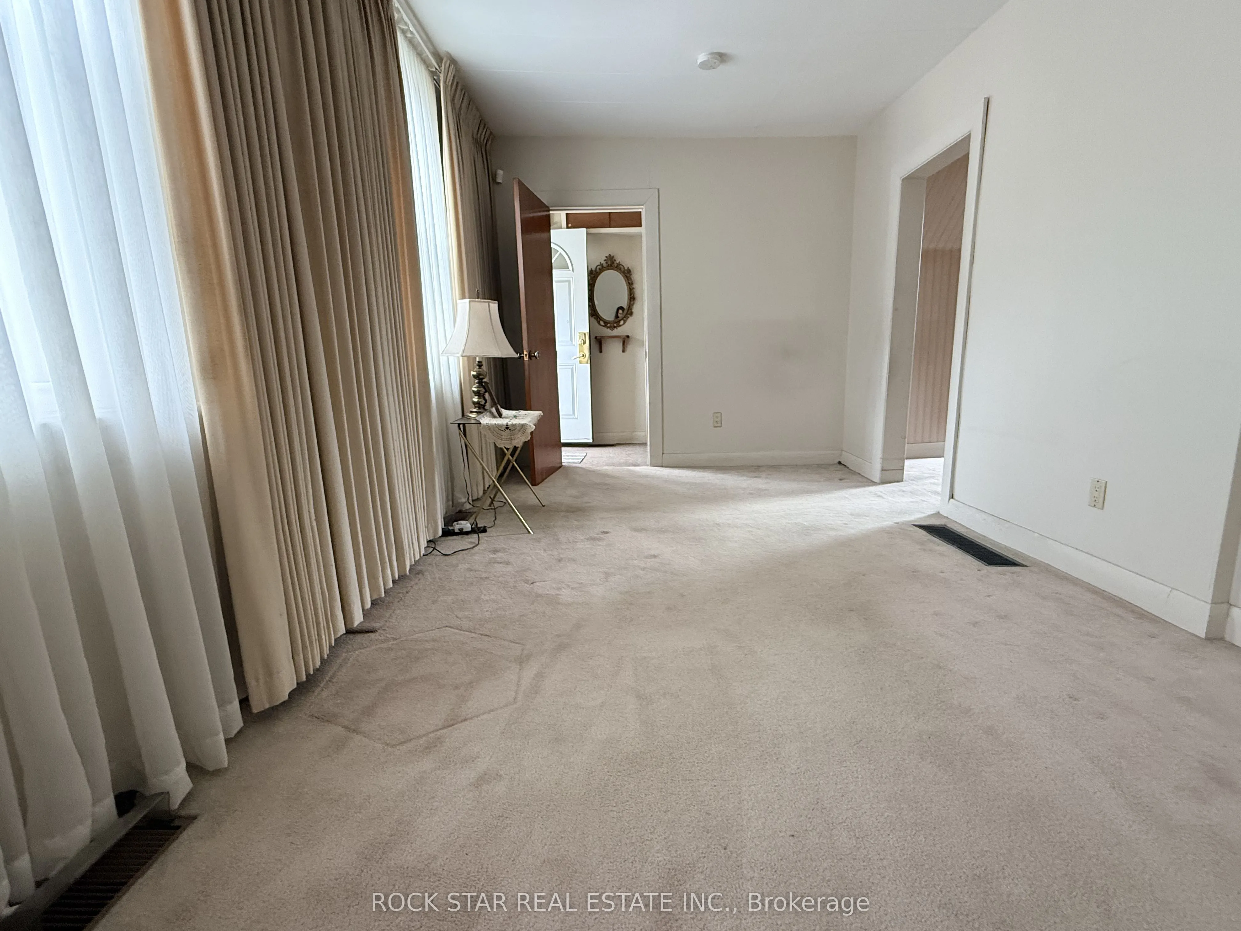 358 Barton Street E
