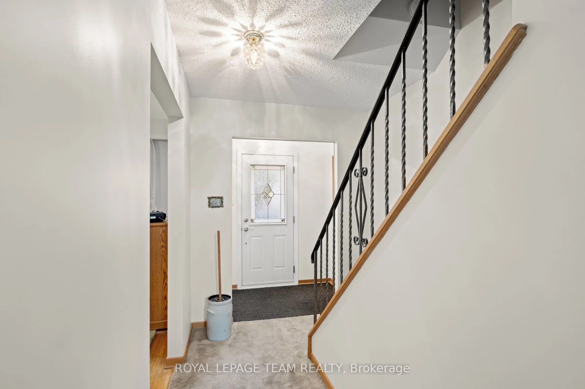 7 Centrepark Drive