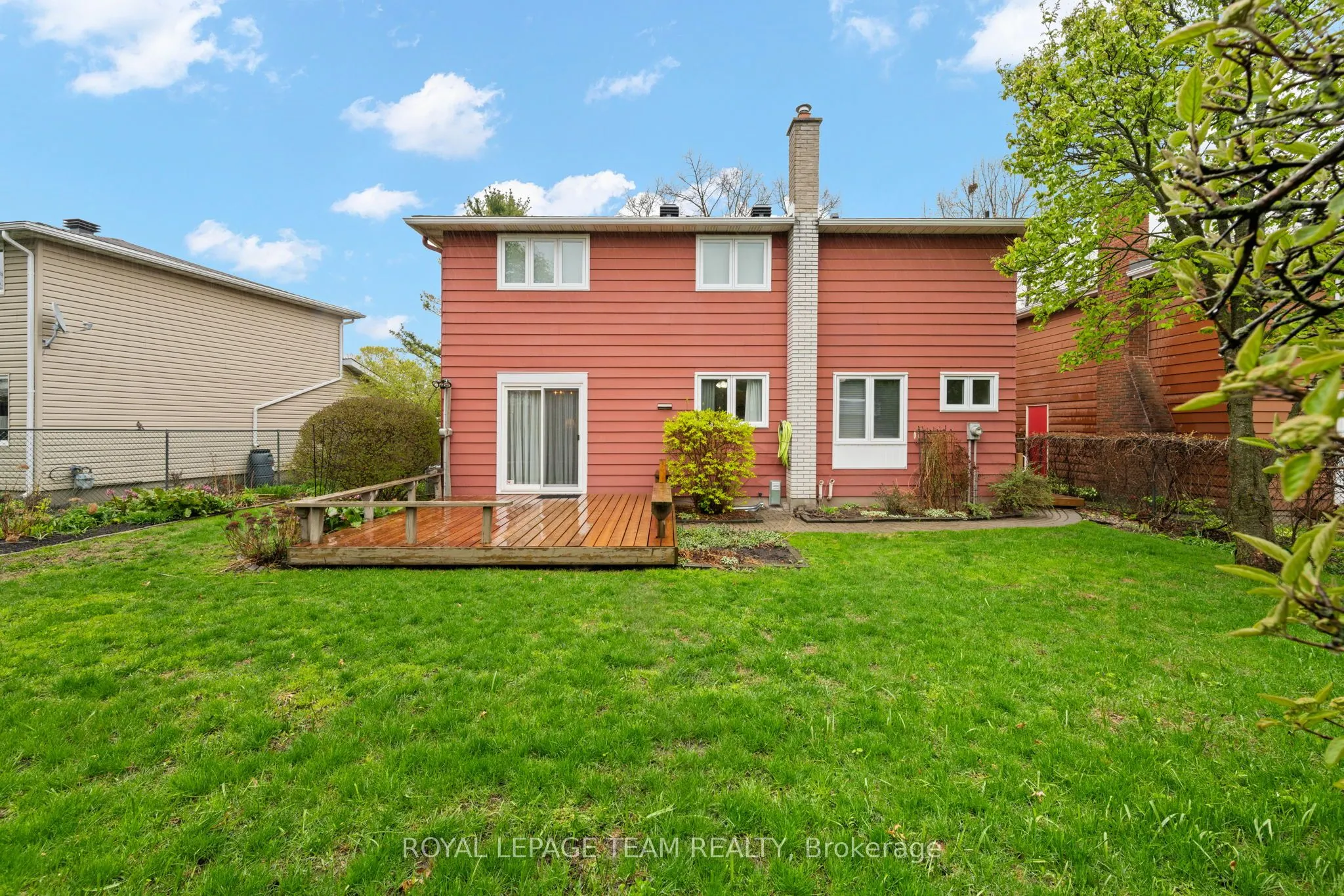 7 Centrepark Drive