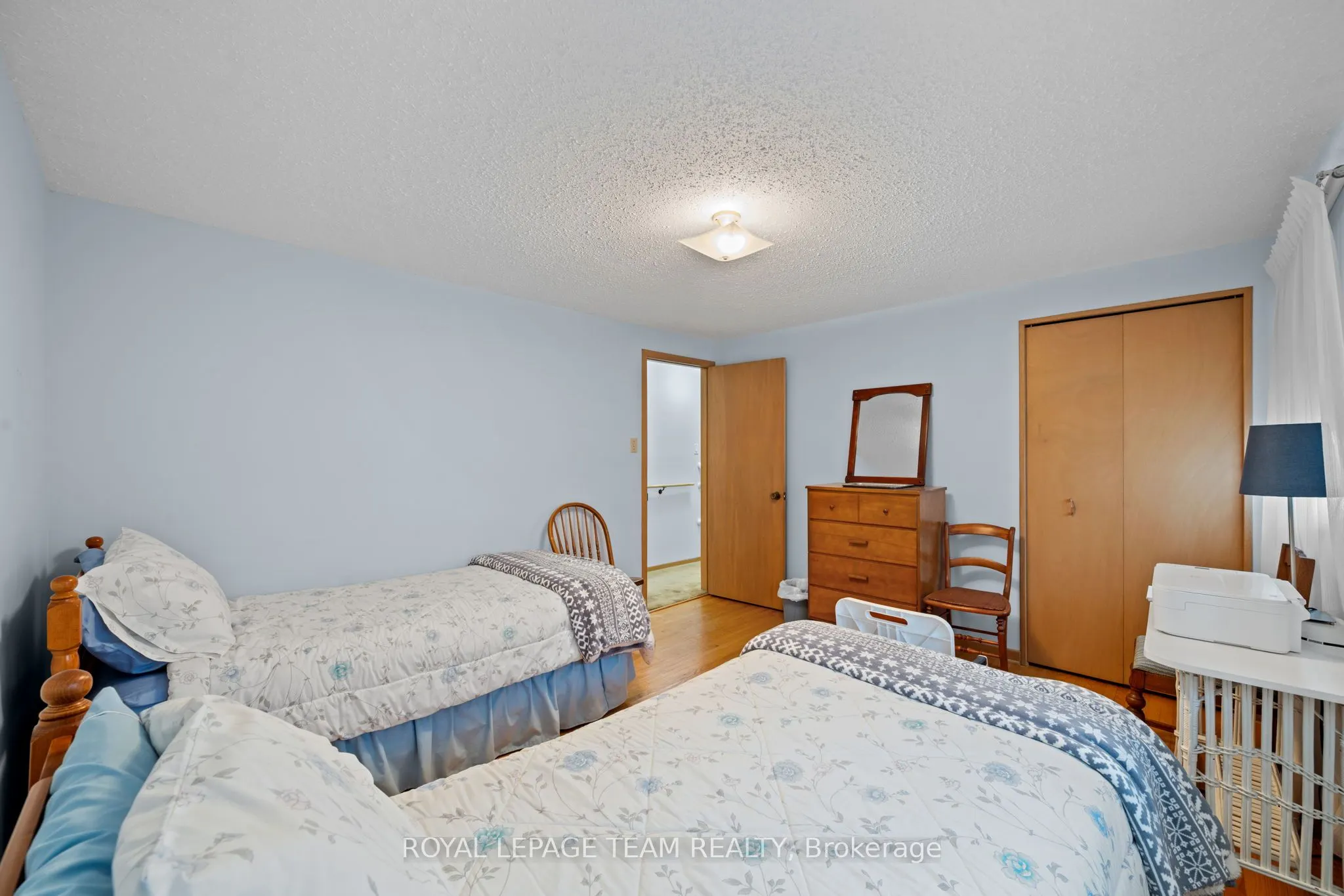 7 Centrepark Drive