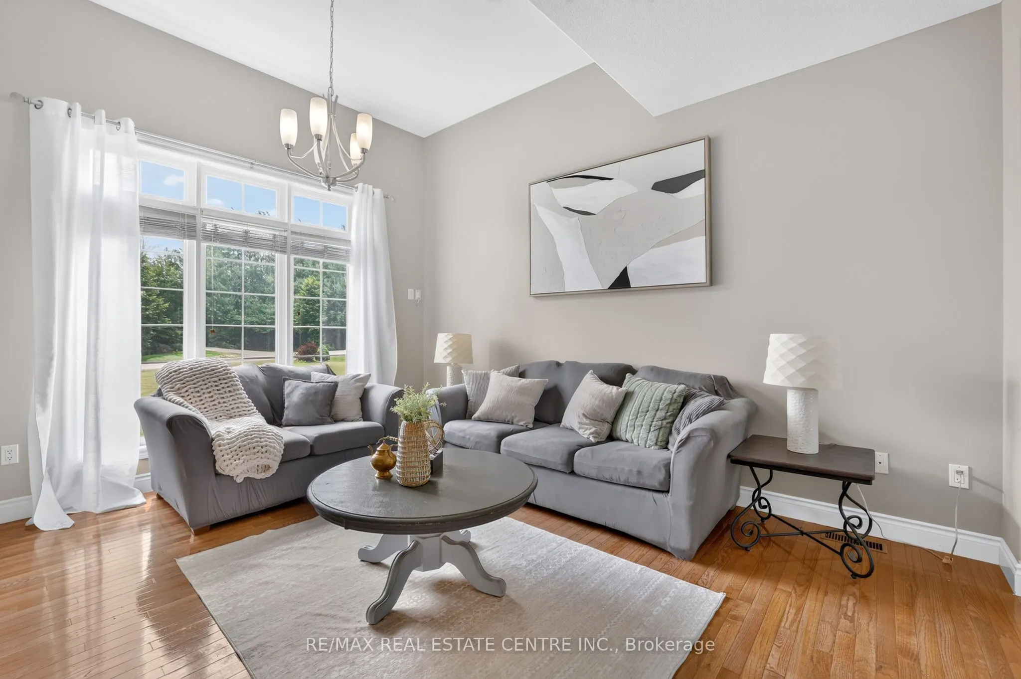 24 Brookhaven Crescent