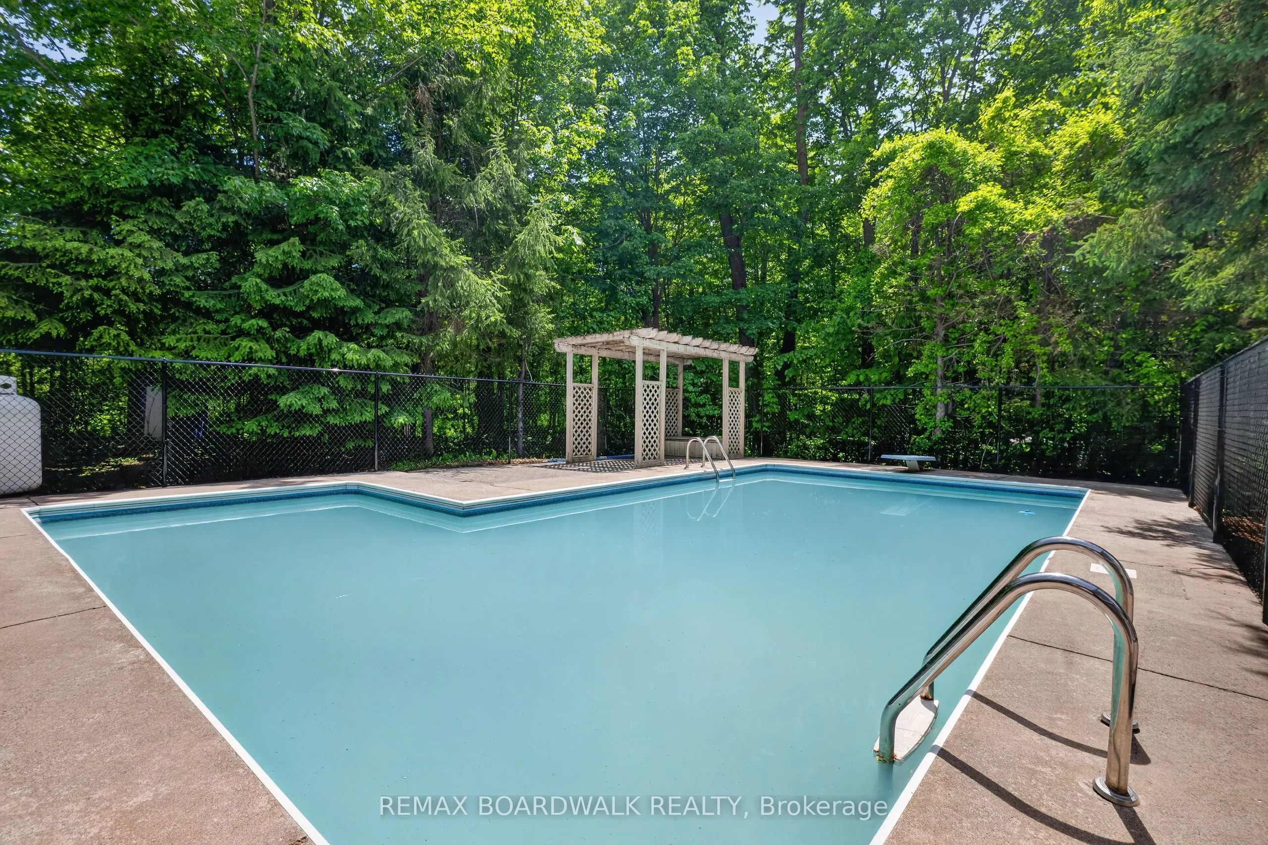 14930 Concession 10-11 Road