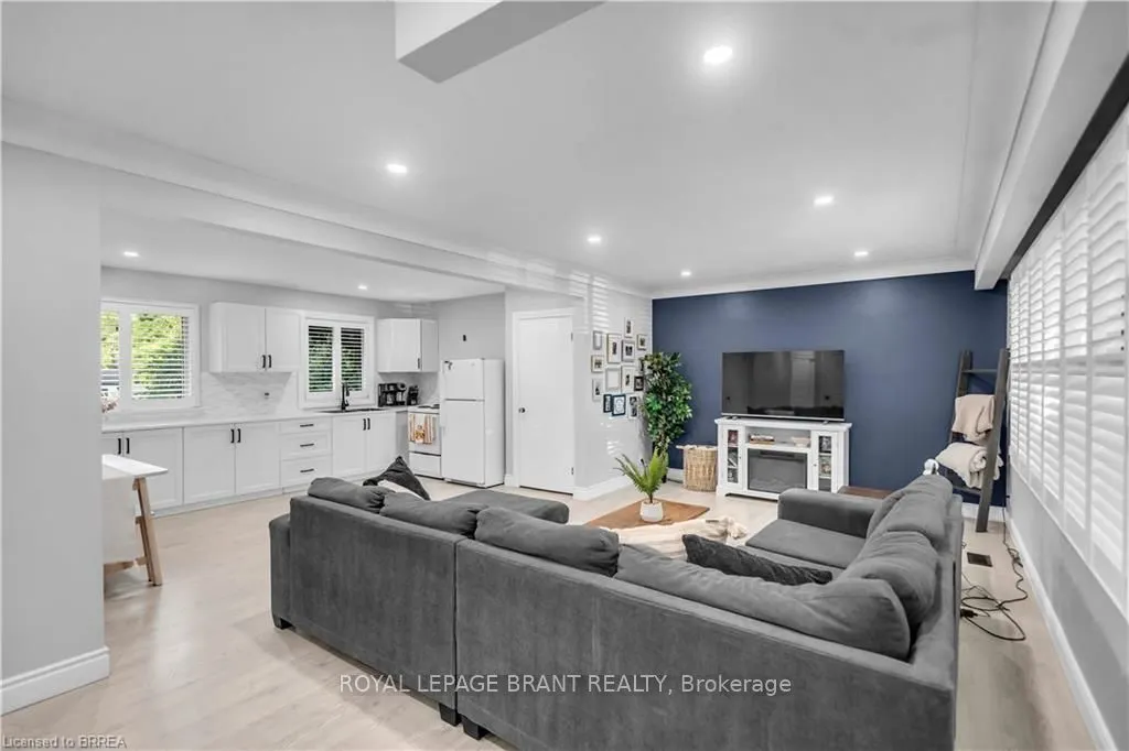 18 Kingsmount Crescent