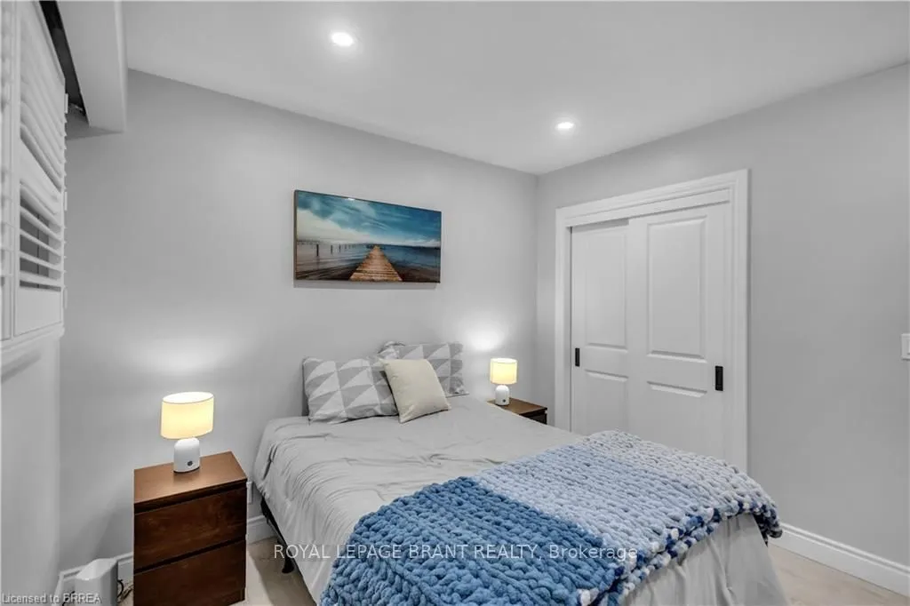 18 Kingsmount Crescent
