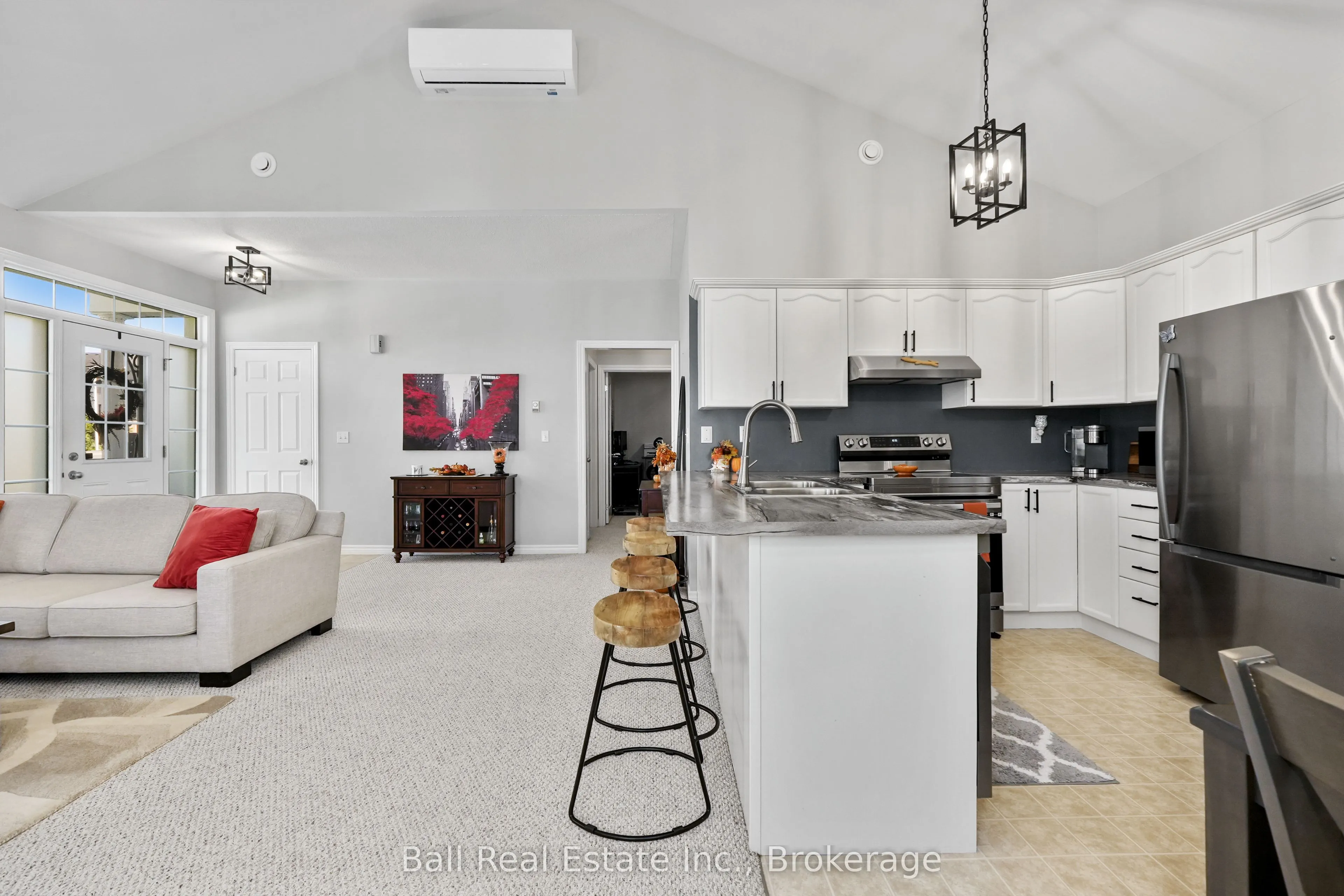 1055 Birchwood Trail #303