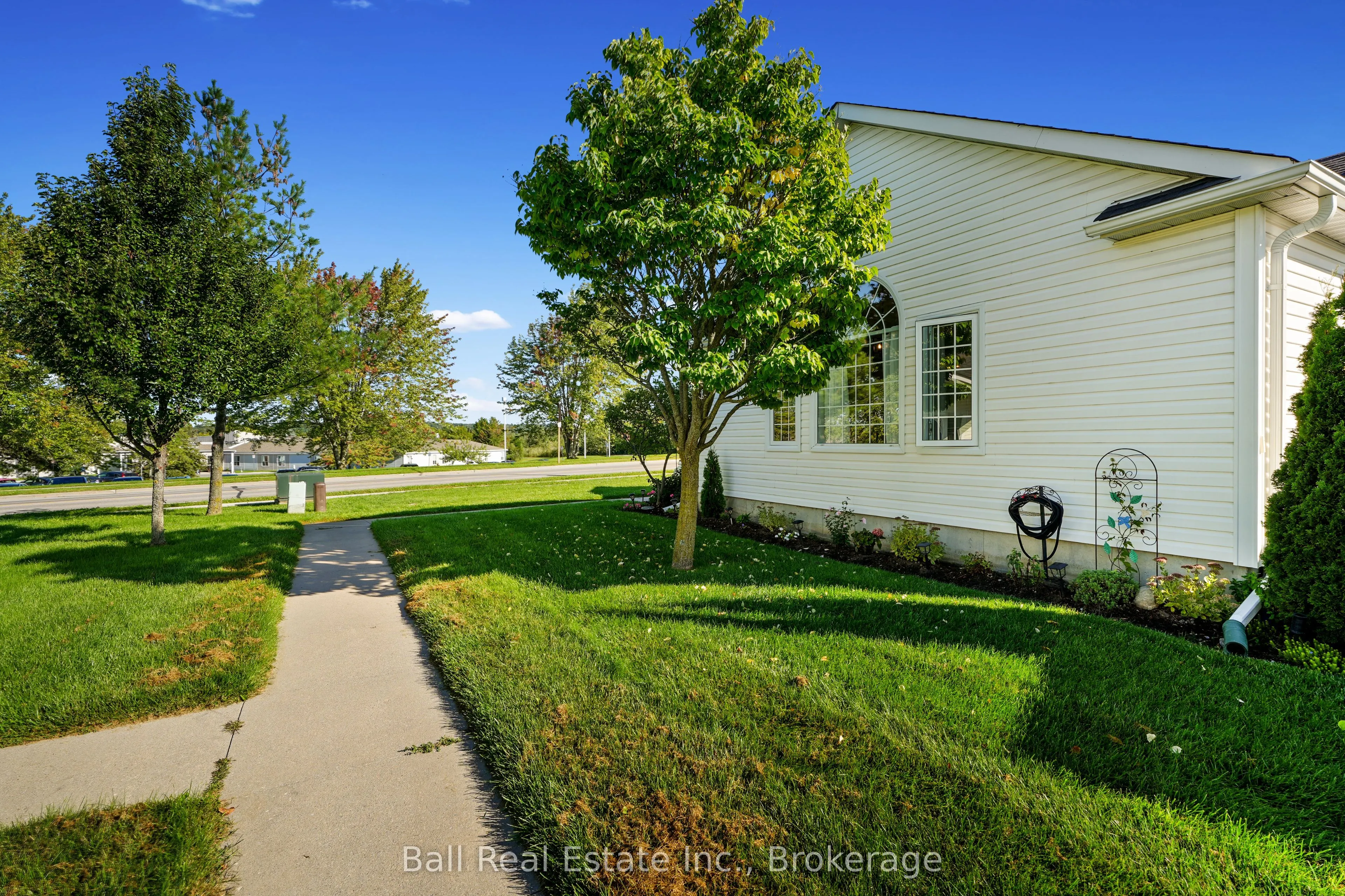 1055 Birchwood Trail #303